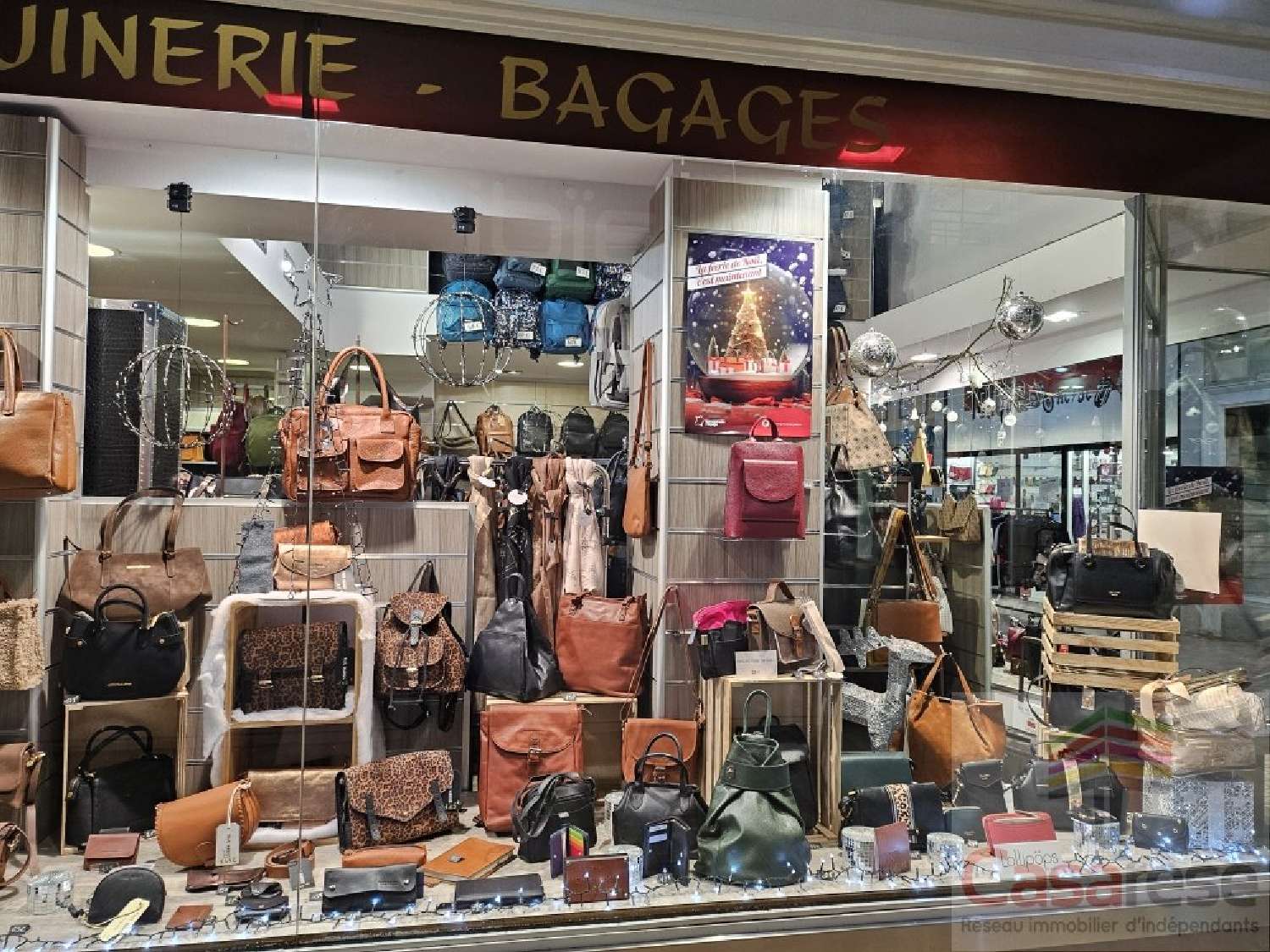  for sale commercial Vichy Allier 3