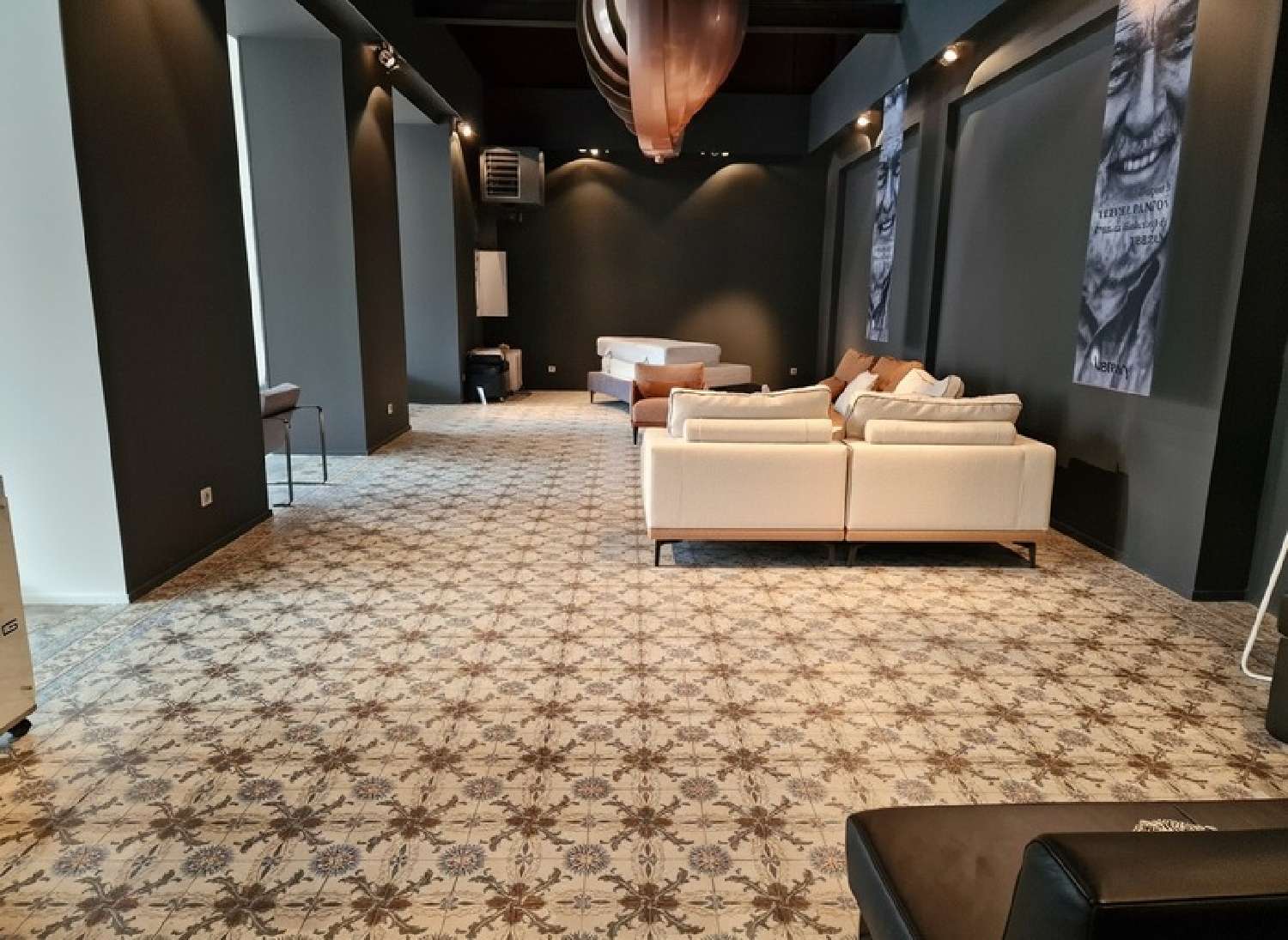  te koop bedrijfsruimte/ kantoor Vittel Vogezen 4