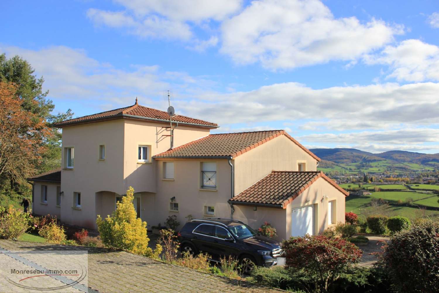  for sale estate Cluny Saône-et-Loire 2