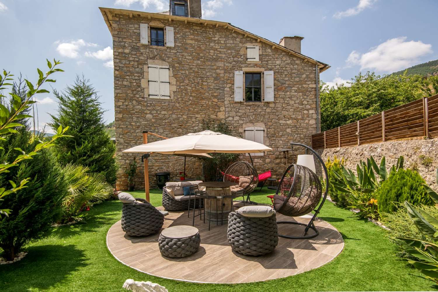  te koop landgoed Compeyre Aveyron 4