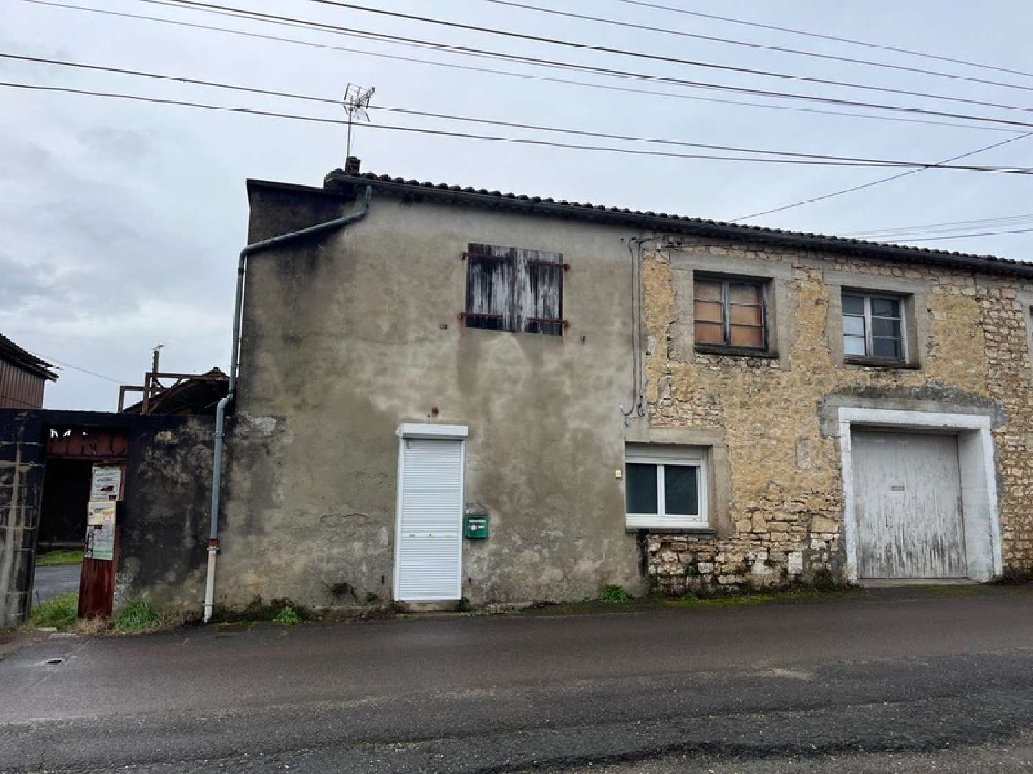  for sale estate L'Isle-d'Espagnac Charente 7