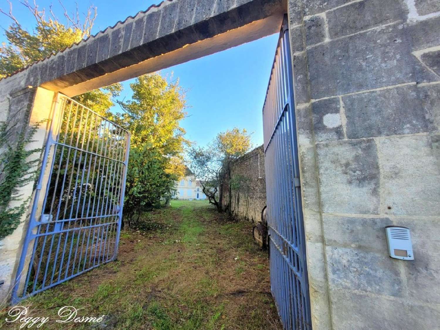  à vendre propriété Saint-Jean-d'Angély Charente-Maritime 1