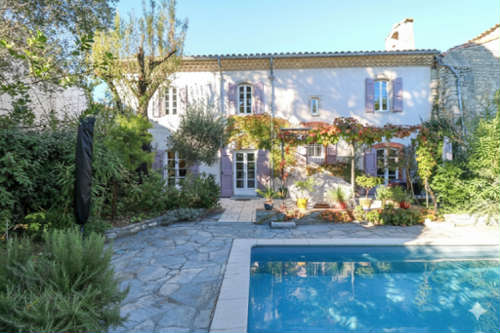 Corconne Gard boerderij foto