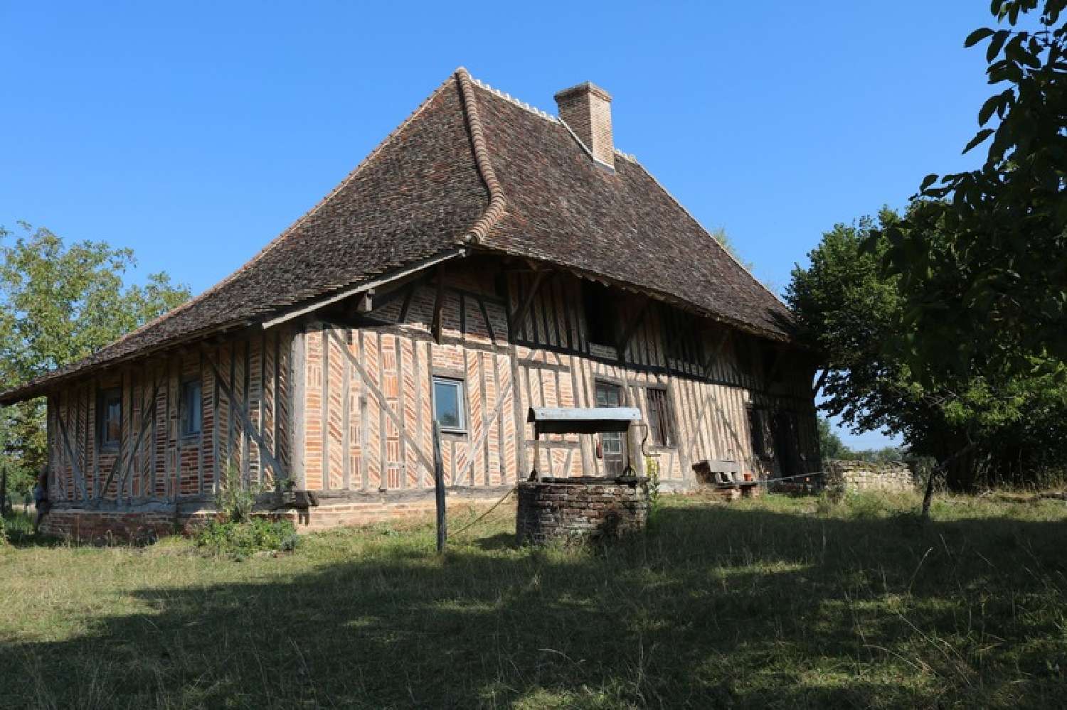  en venta casa rústica Saint-Germain-du-Bois Saône-et-Loire 3