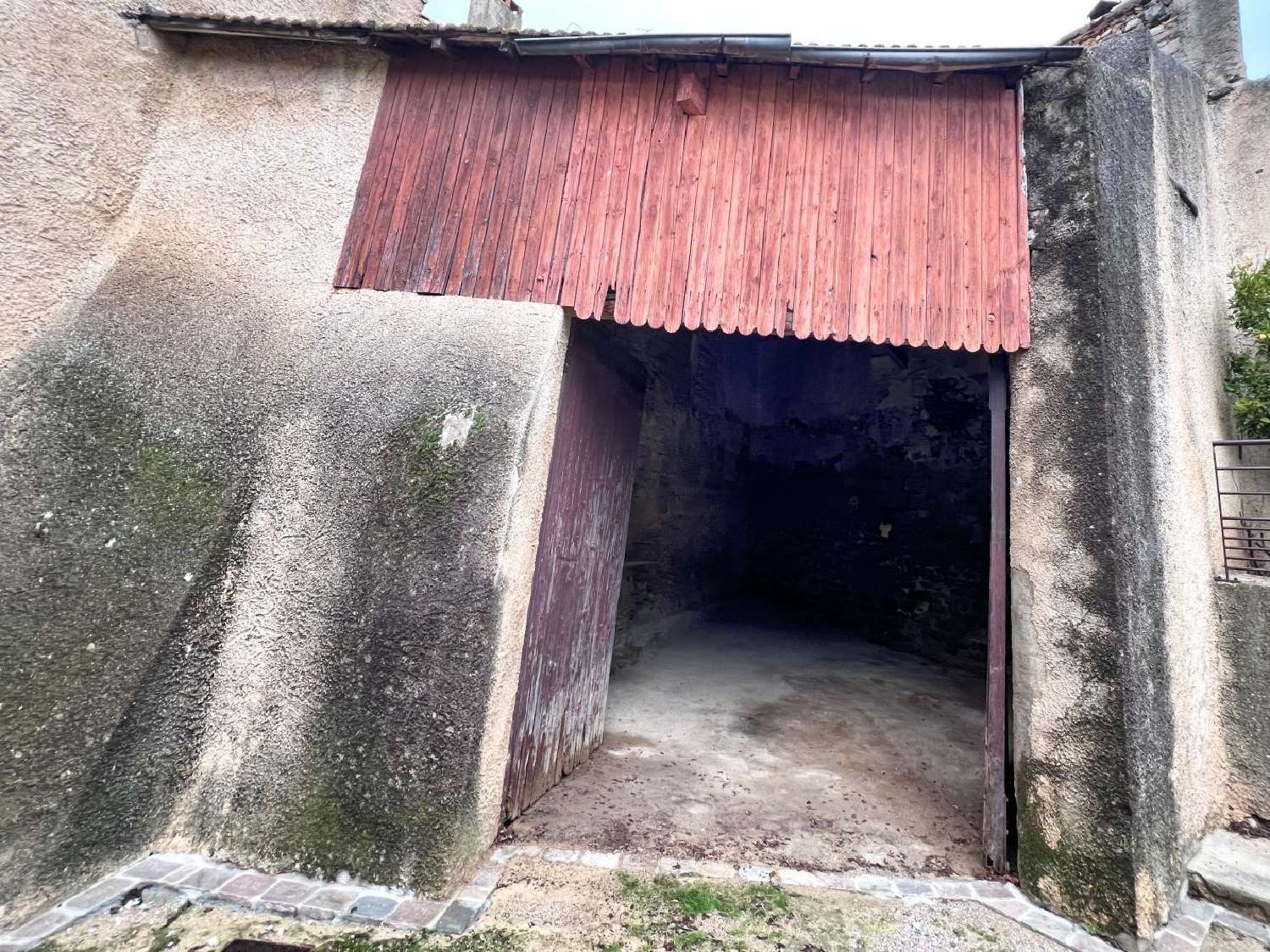 for sale house Aigues-Vives Hérault 1