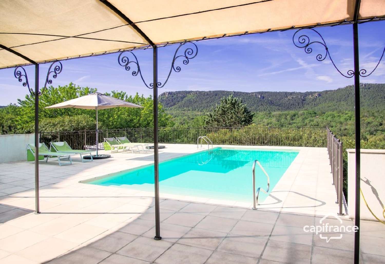 en venta casa Bagnols-en-Forêt Var 2