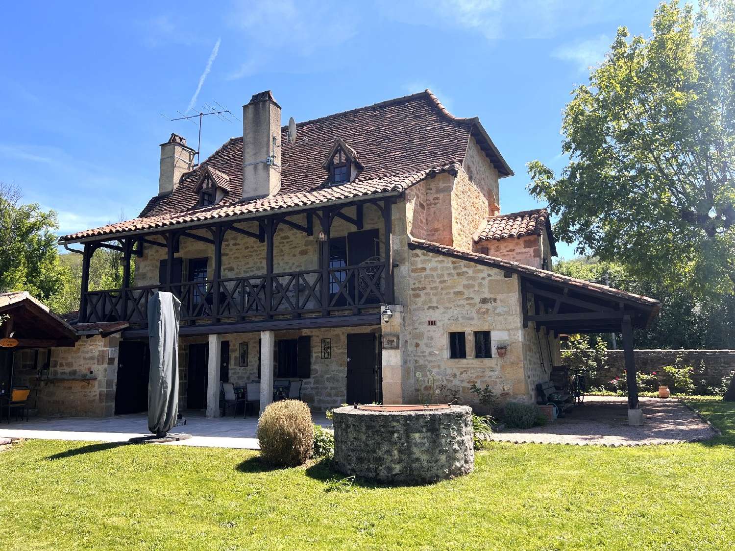 te koop huis Balaguier-d'Olt Aveyron 3