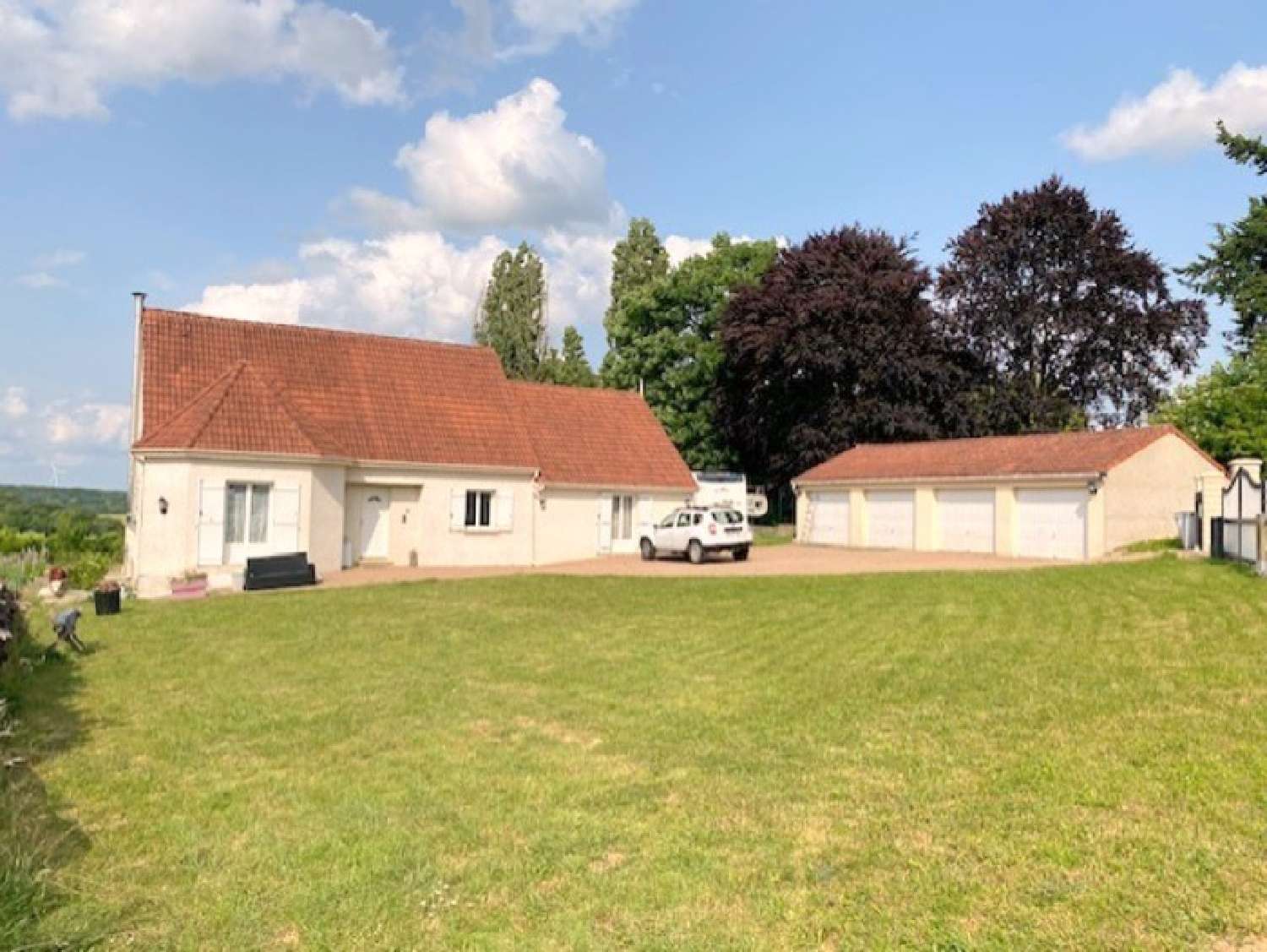  à vendre maison Cerisiers Yonne 1