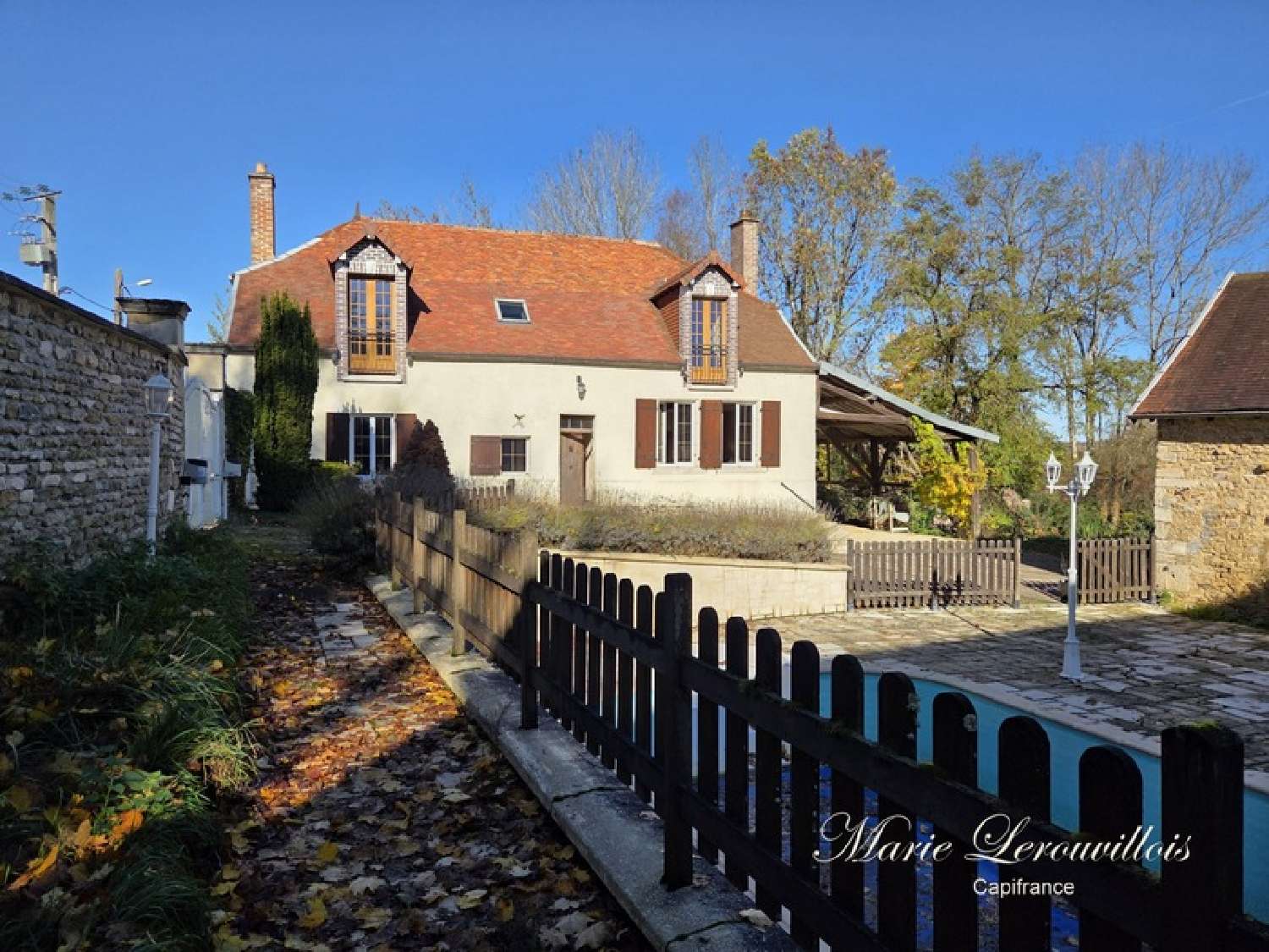  for sale house Chaource Aube 1