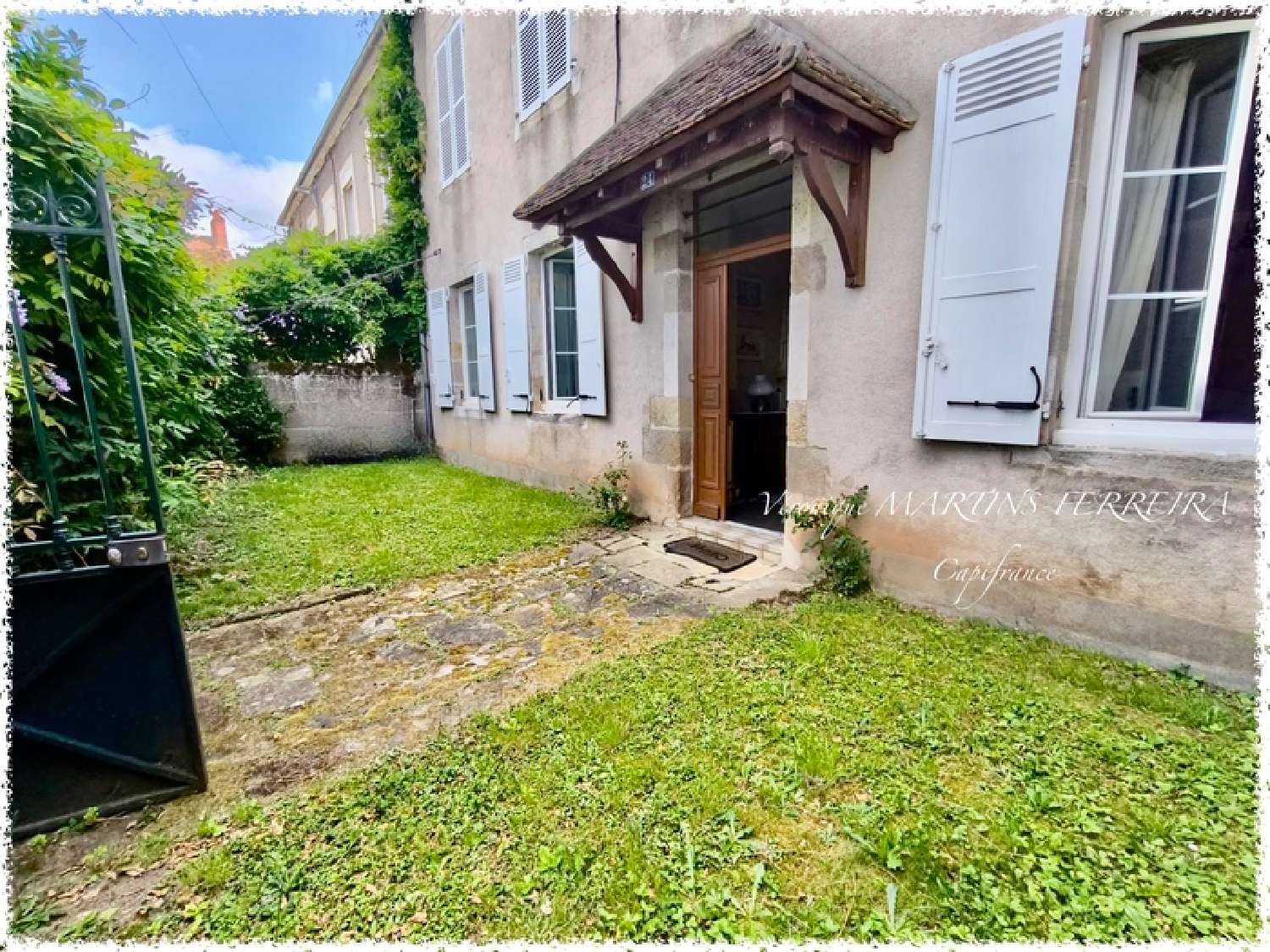  for sale house Châteaumeillant Cher 1