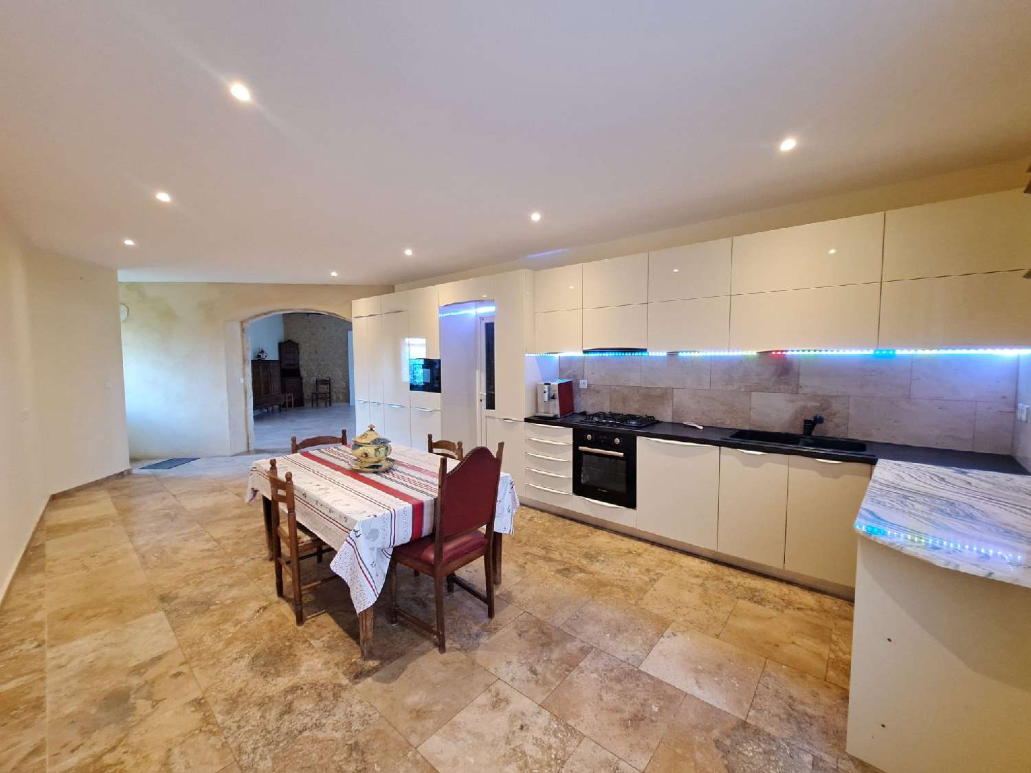  te koop huis Condom Gers 8