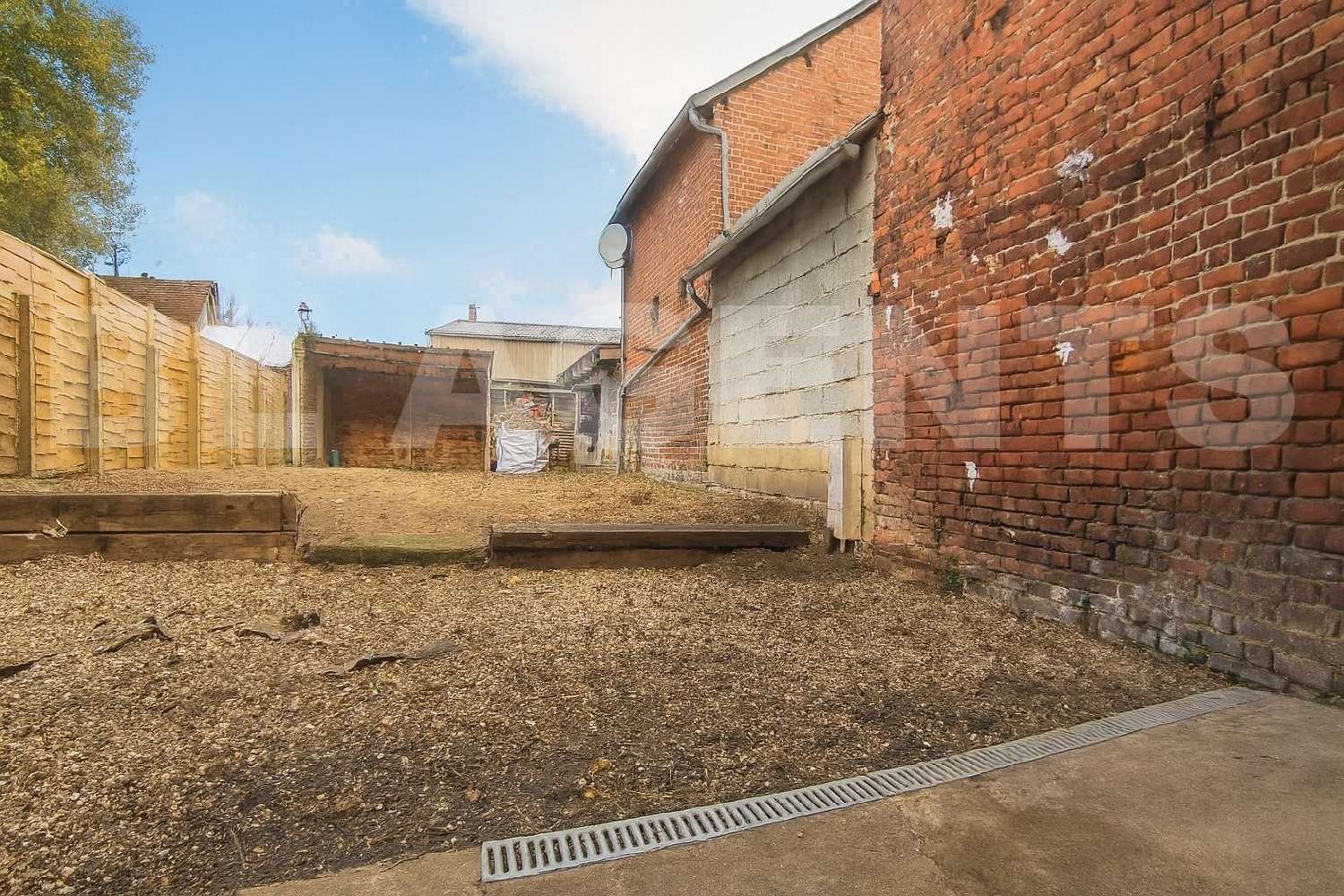  for sale house Crèvecoeur-en-Auge Calvados 1