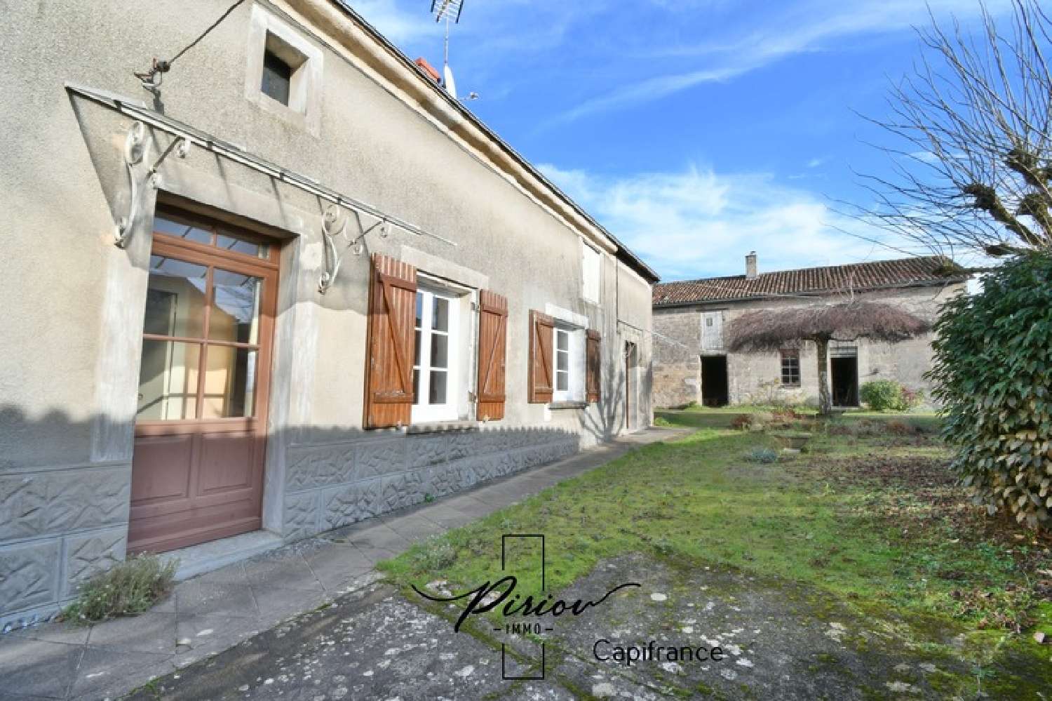  te koop huis Doué-la-Fontaine Maine-et-Loire 2