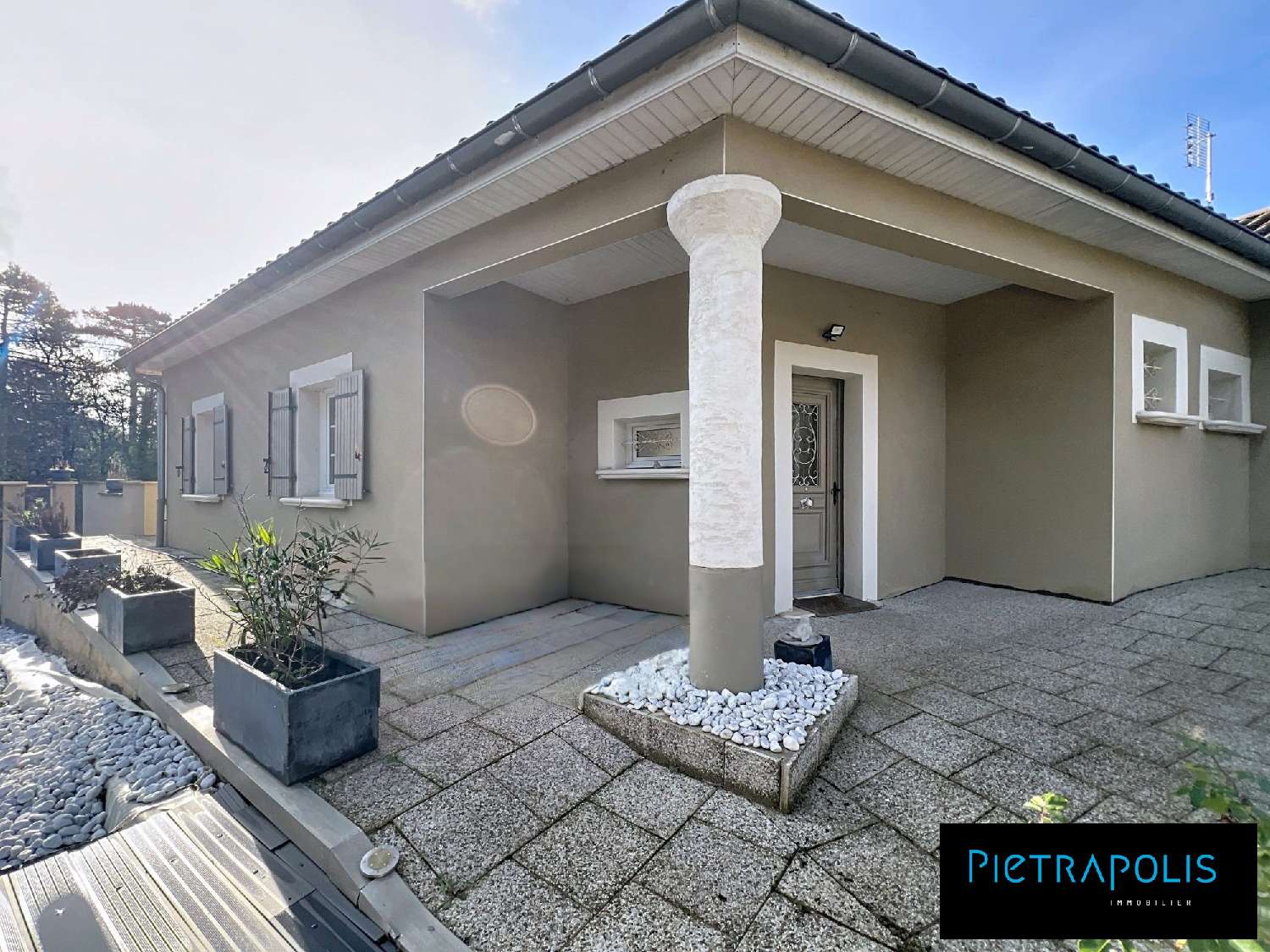  à vendre maison Genay Rhône 1