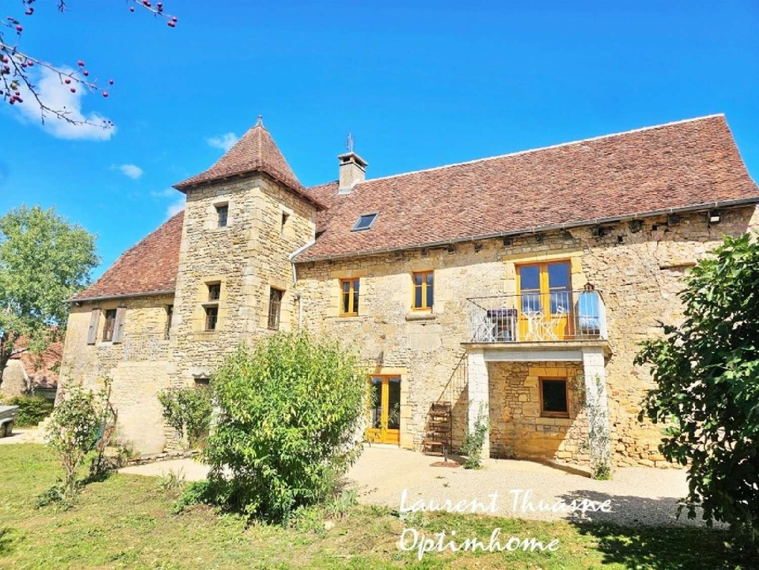  for sale house Hautefort Dordogne 1