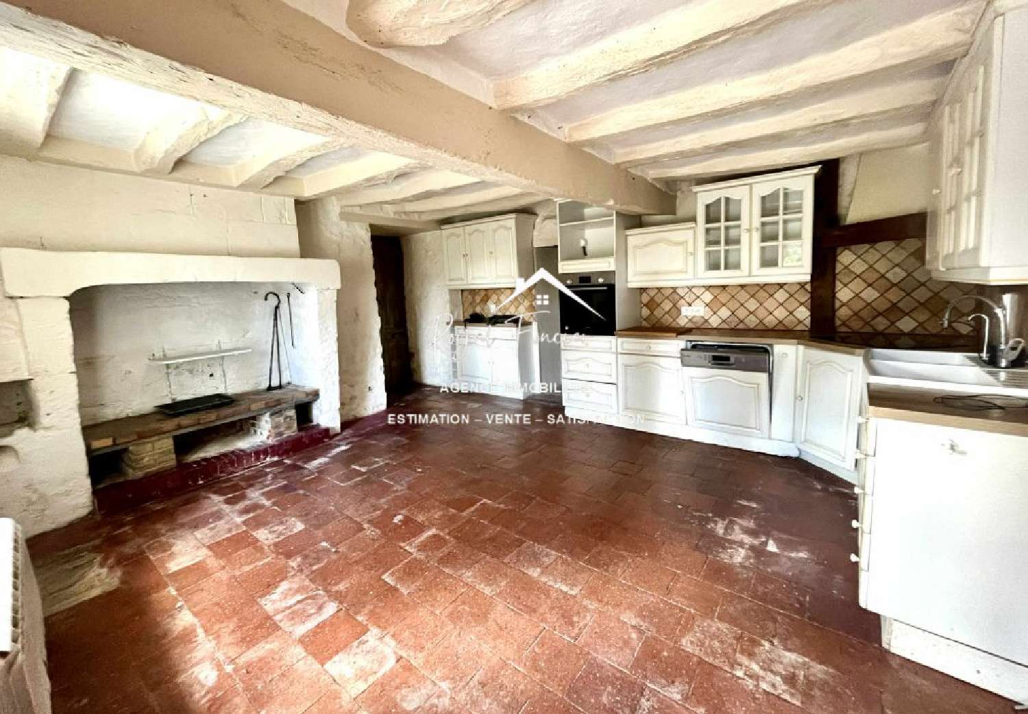 for sale house L'Île Bouchard Indre-et-Loire 2