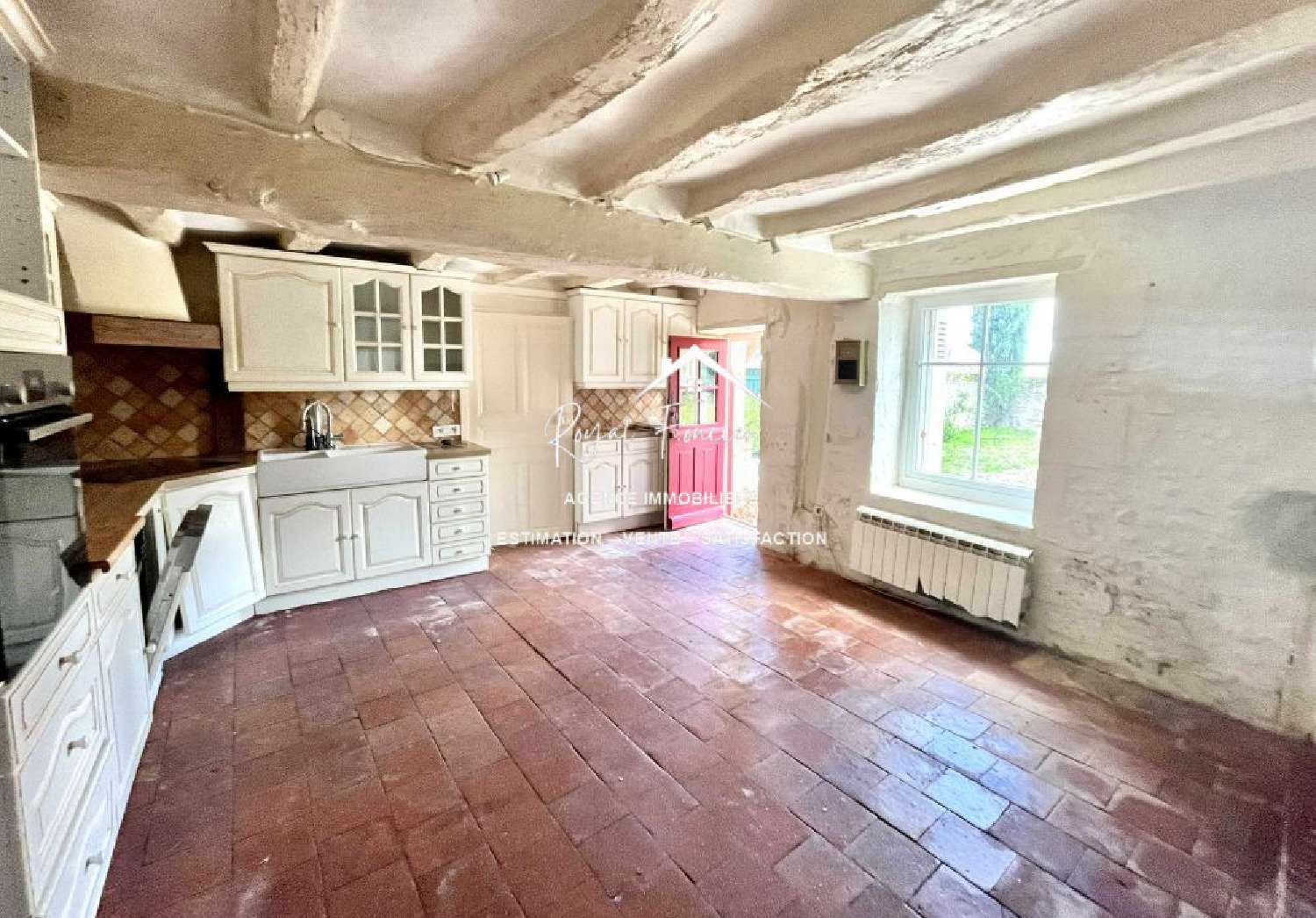 for sale house L'Île Bouchard Indre-et-Loire 3