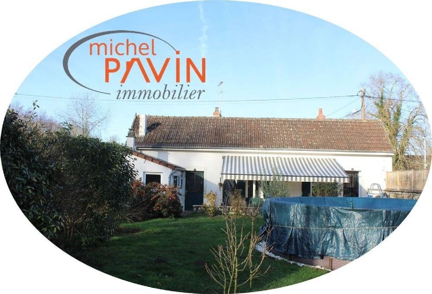  te koop huis La Guerche-sur-l'Aubois Cher 1