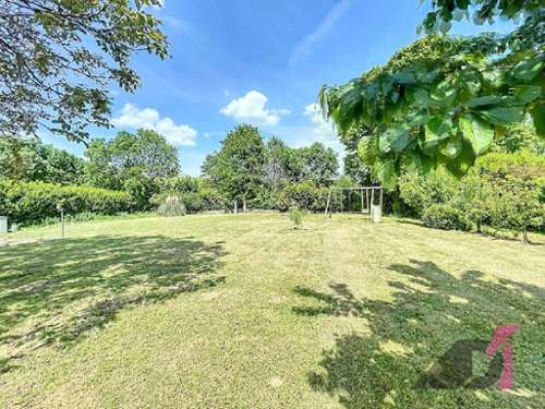 La Roche-Vineuse Saône-et-Loire maison foto 7236864