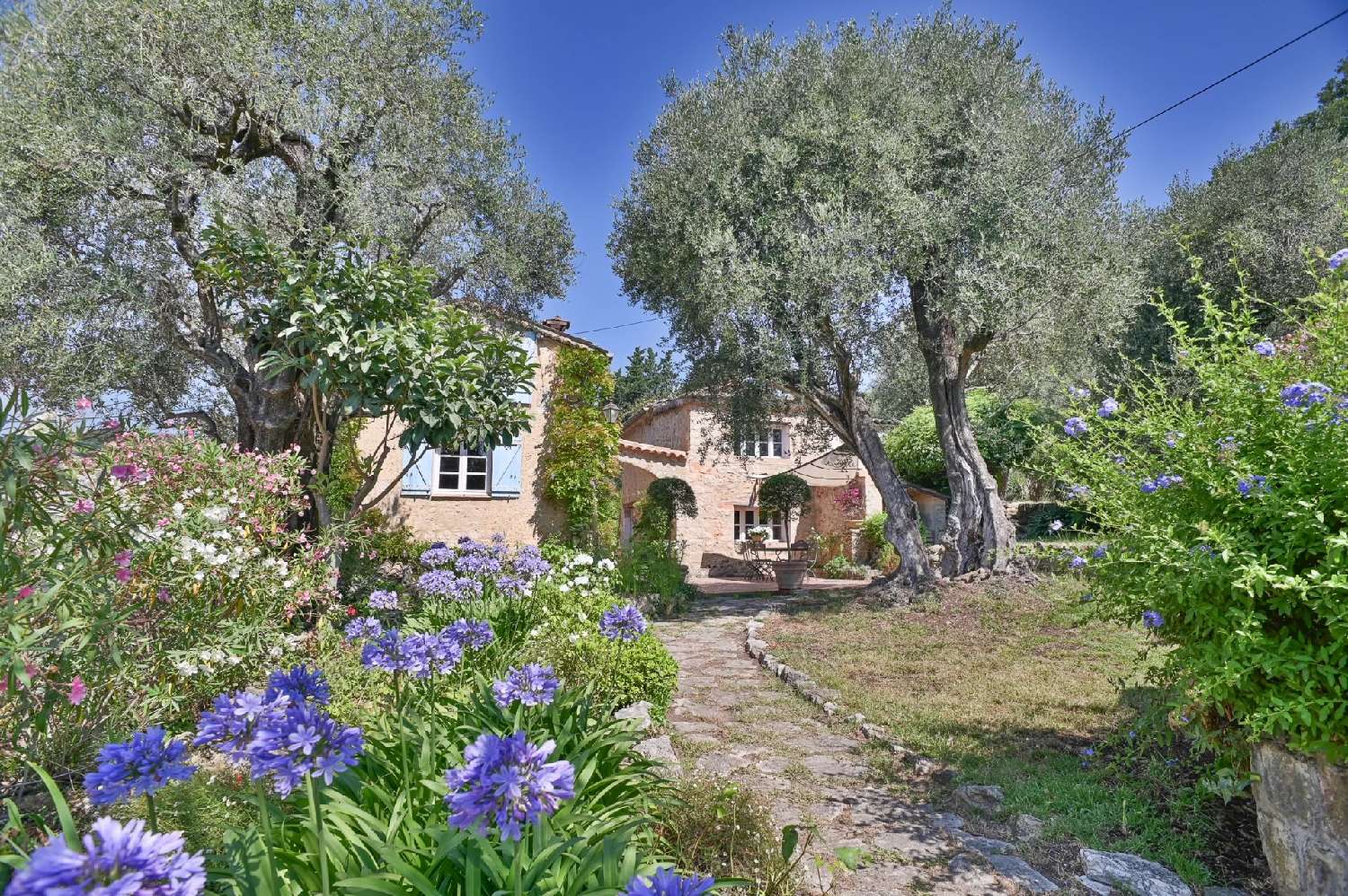  for sale house Le Rouret Alpes-Maritimes 4