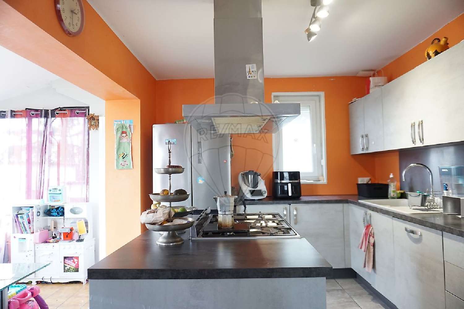  for sale house Limas Rhône 2