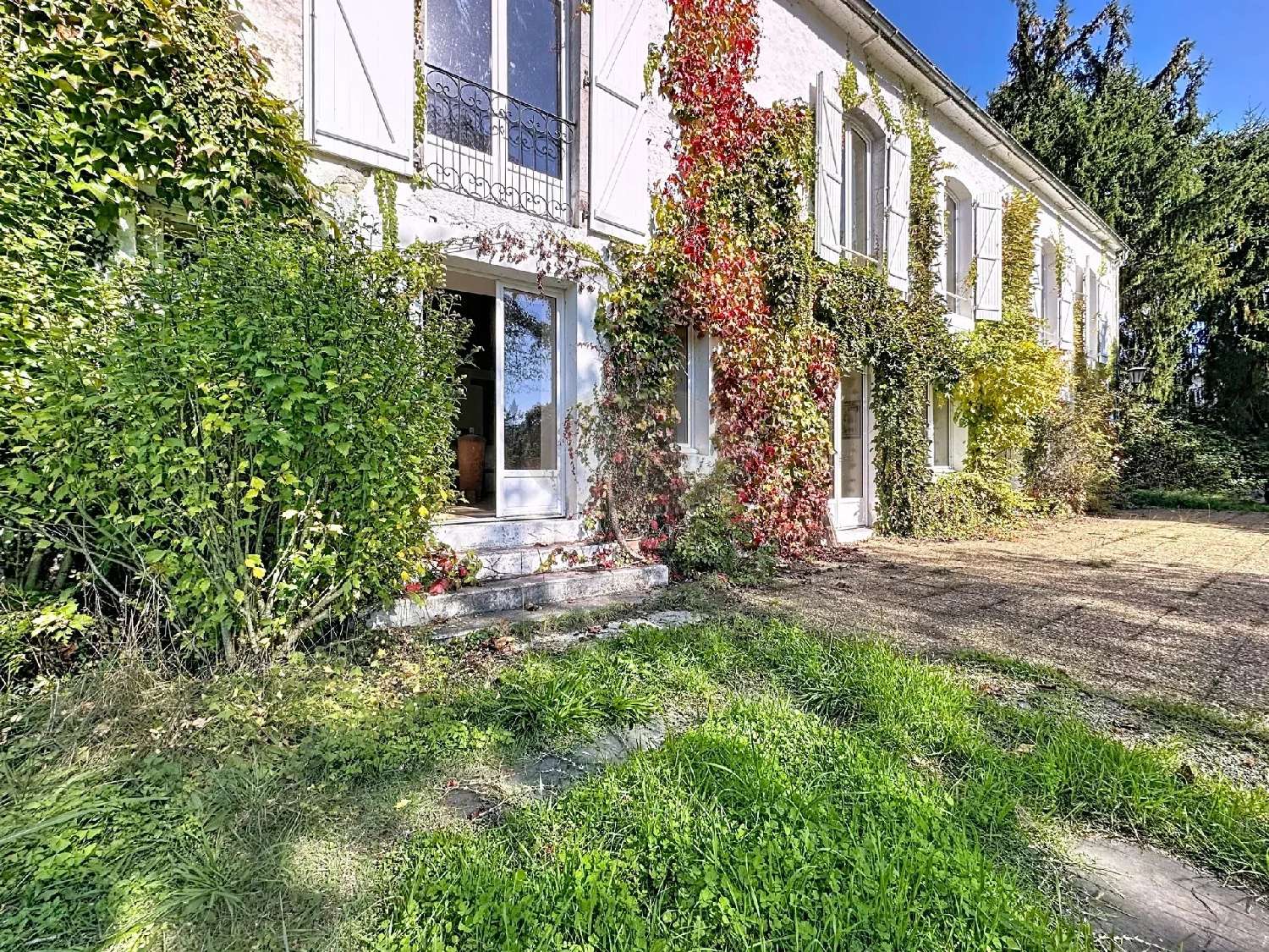  for sale house Lourdes Hautes-Pyrénées 2