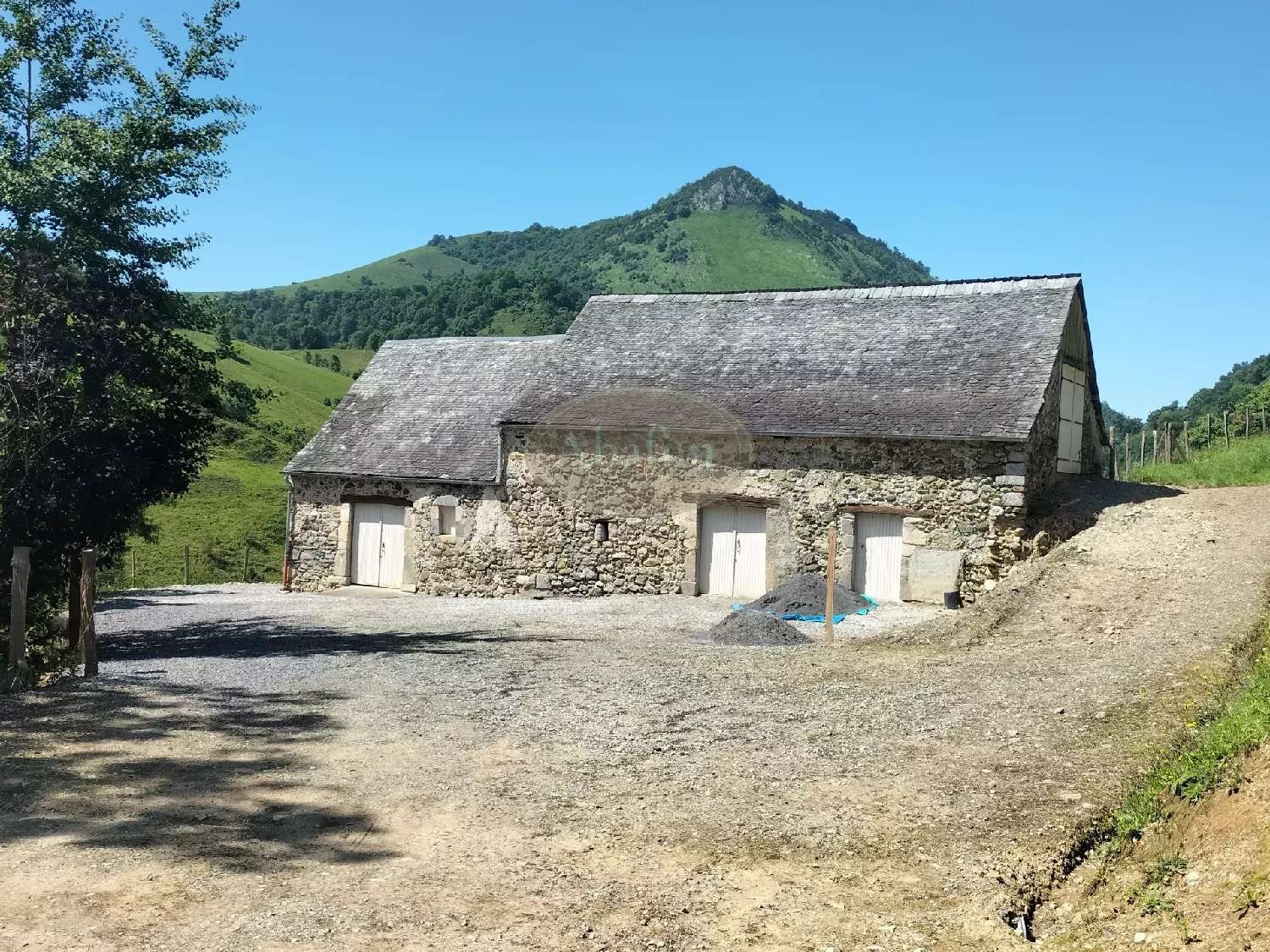  for sale house Lourdios-Ichère Pyrénées-Atlantiques 1