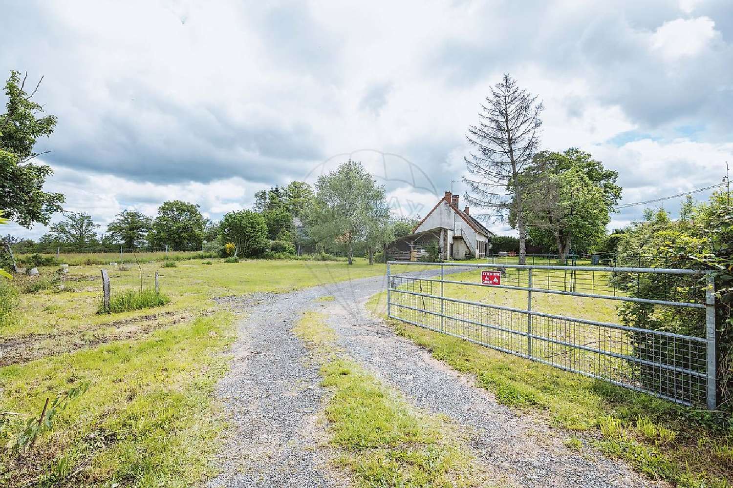 te koop huis Louroux-de-Beaune Allier 1