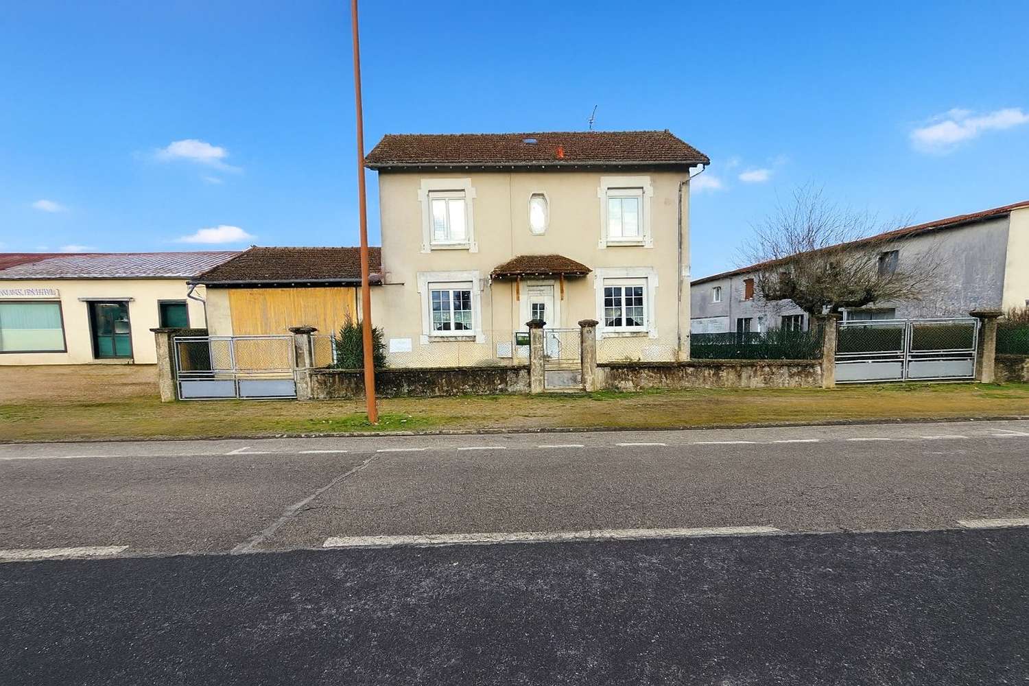  te koop huis Mézières-sur-Issoire Haute-Vienne 1