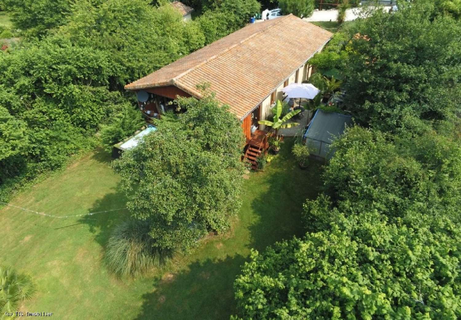 for sale house Nanteuil-en-Vallée Charente 2