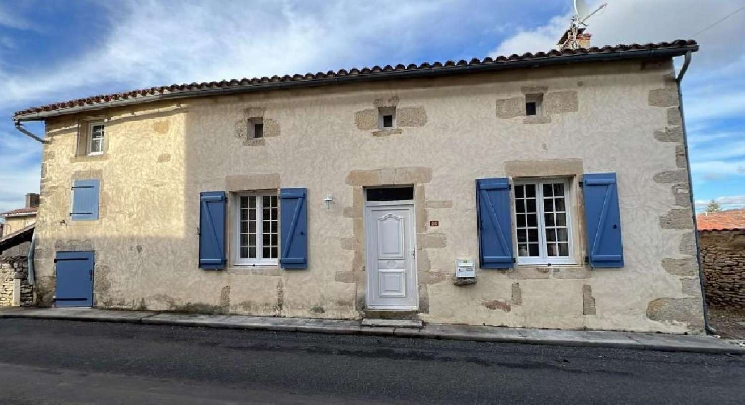  te koop huis Nanteuil-en-Vallée Charente 2