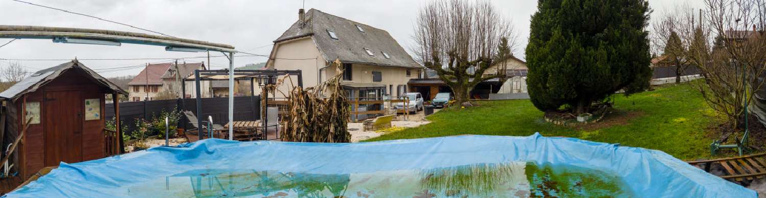  te koop huis Oyeu Isère 2