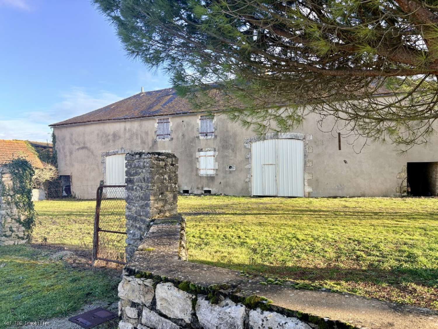  te koop huis Pougné Charente 2
