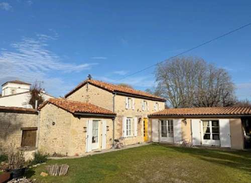 Ruffec Charente Haus Bild 7239207
