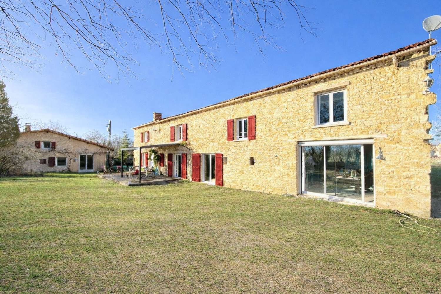  à vendre maison Saint-Fraigne Charente 1
