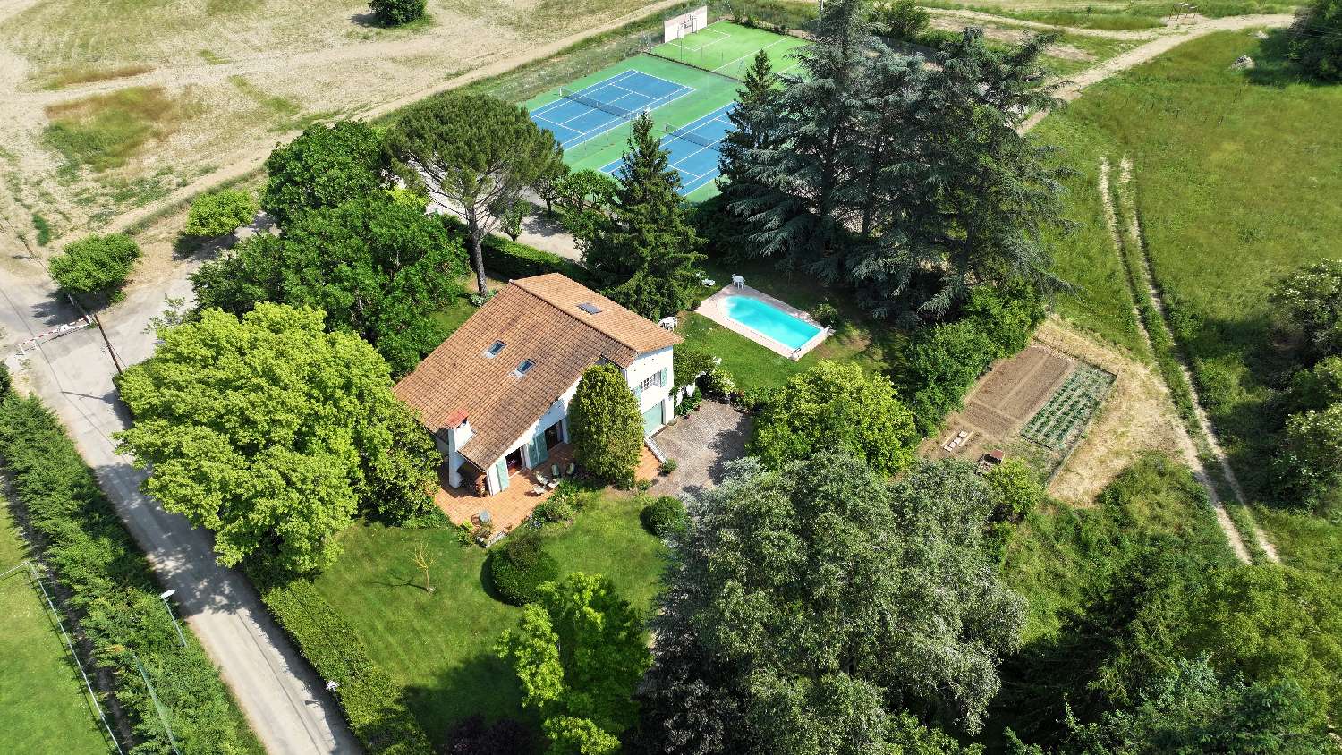 te koop huis Saint-Georges-de-Luzençon Aveyron 1