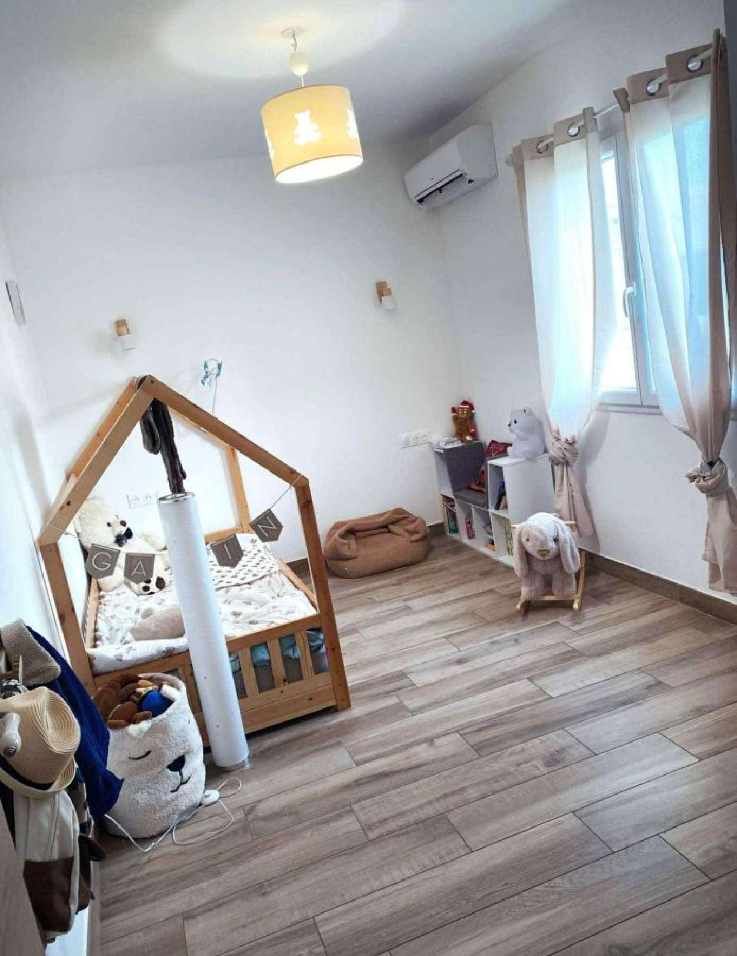  te koop huis Saint-Gilles Gard 5