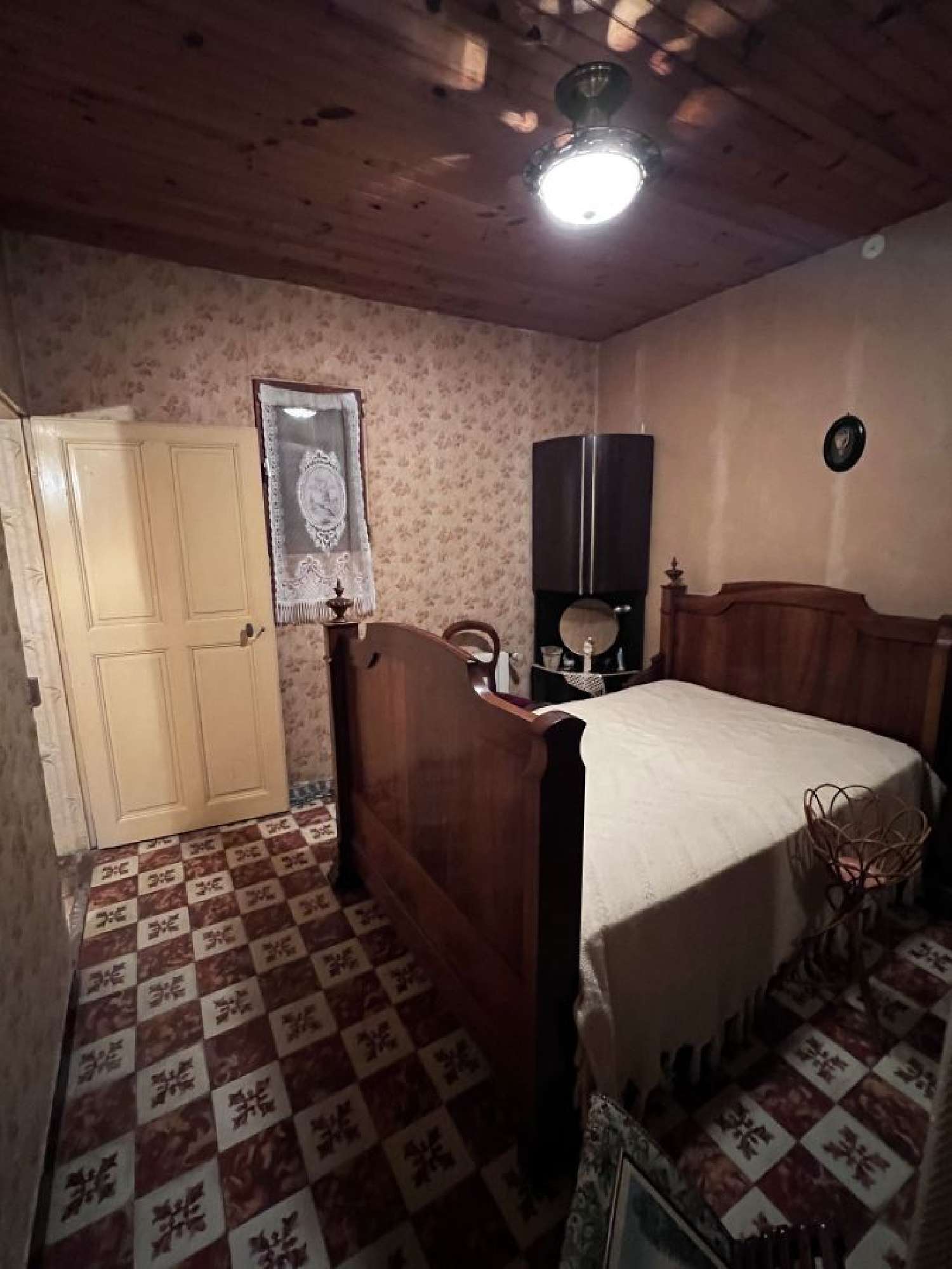  for sale house Saint-Gilles Gard 3