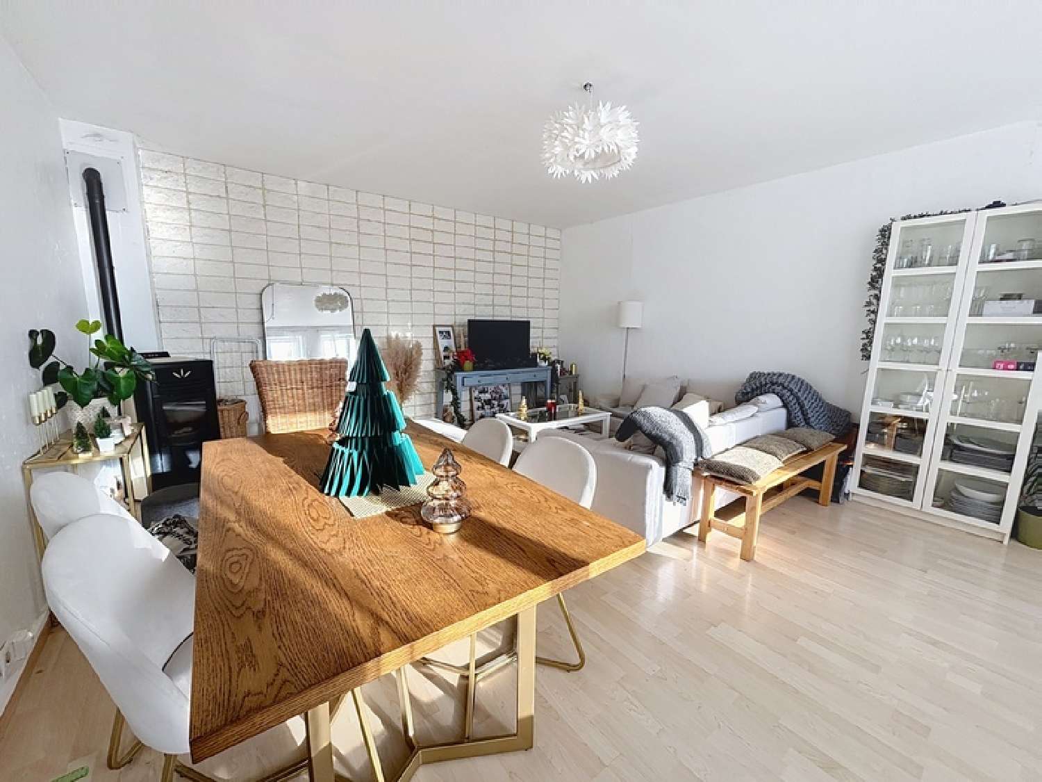  à vendre maison Saint-Marcel-Bel-Accueil Isère 3