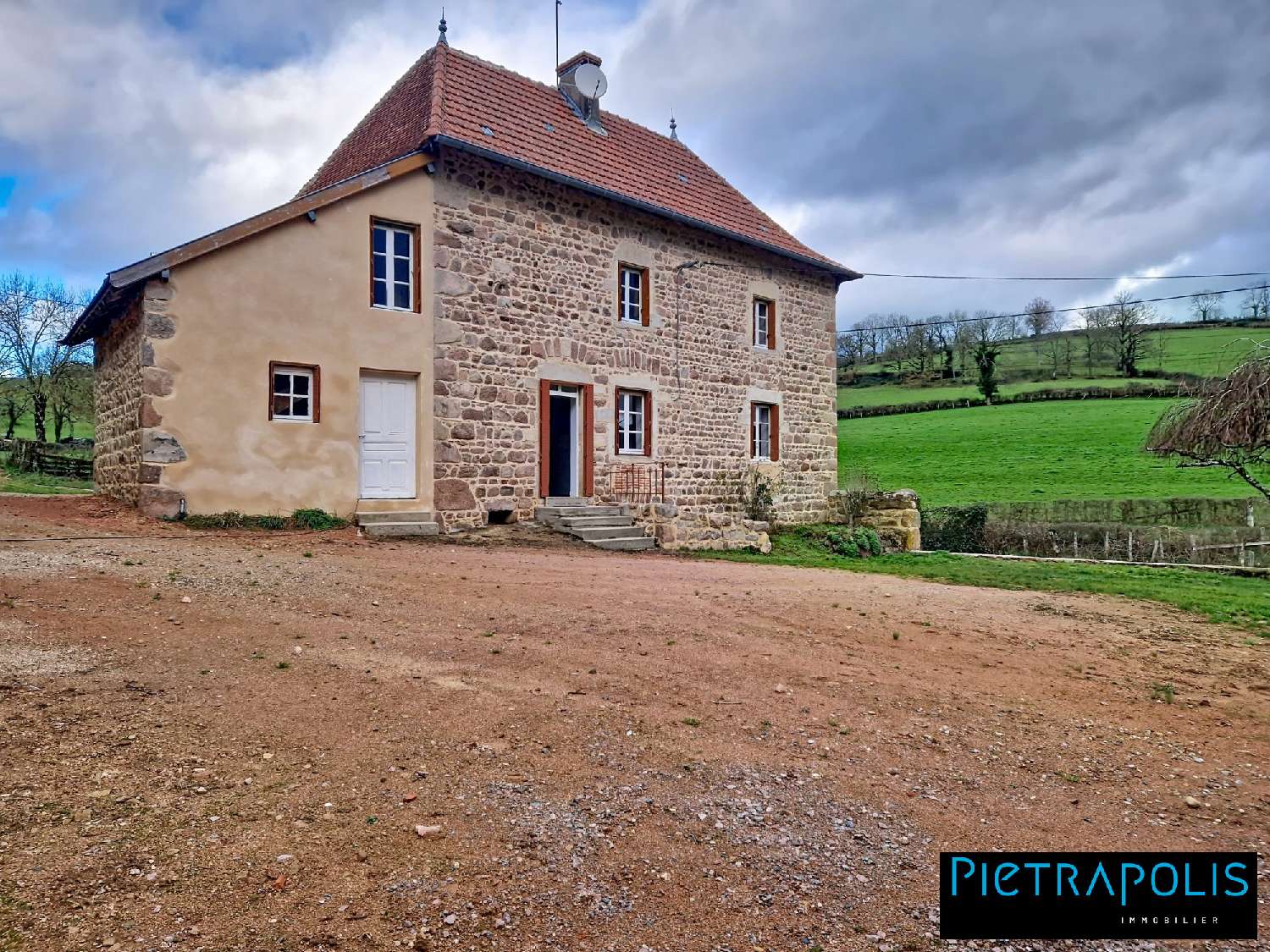 en venta casa Saint-Racho Saône-et-Loire 2