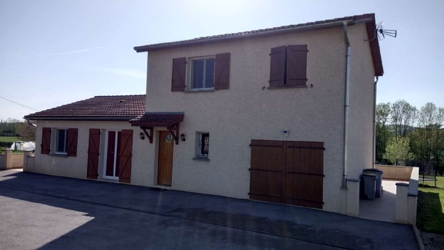  en venta casa Salornay-sur-Guye Saône-et-Loire 1