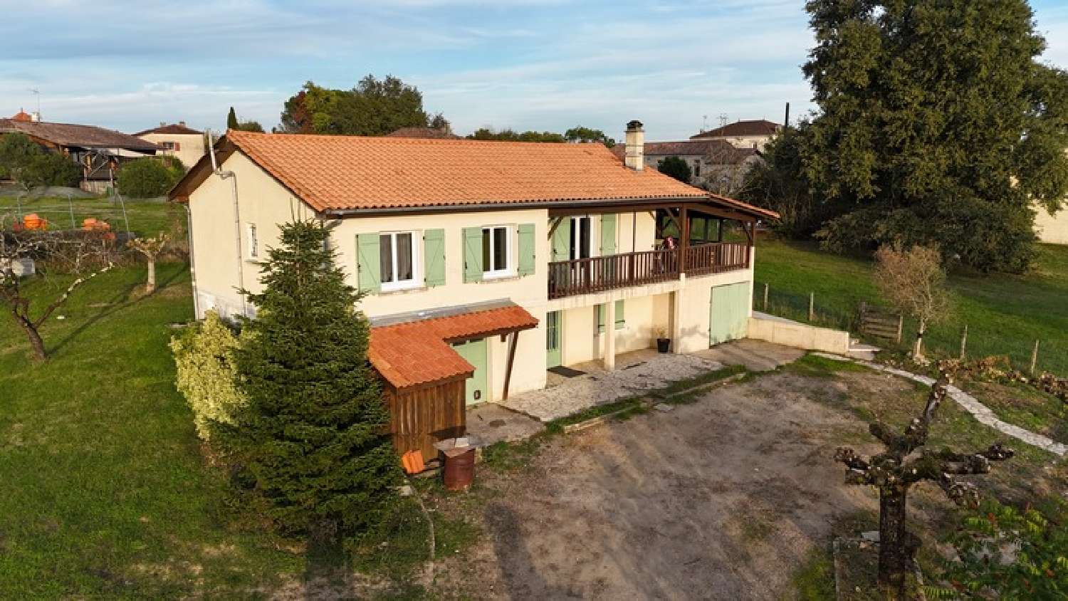  for sale house Sauveterre-de-Guyenne Gironde 2