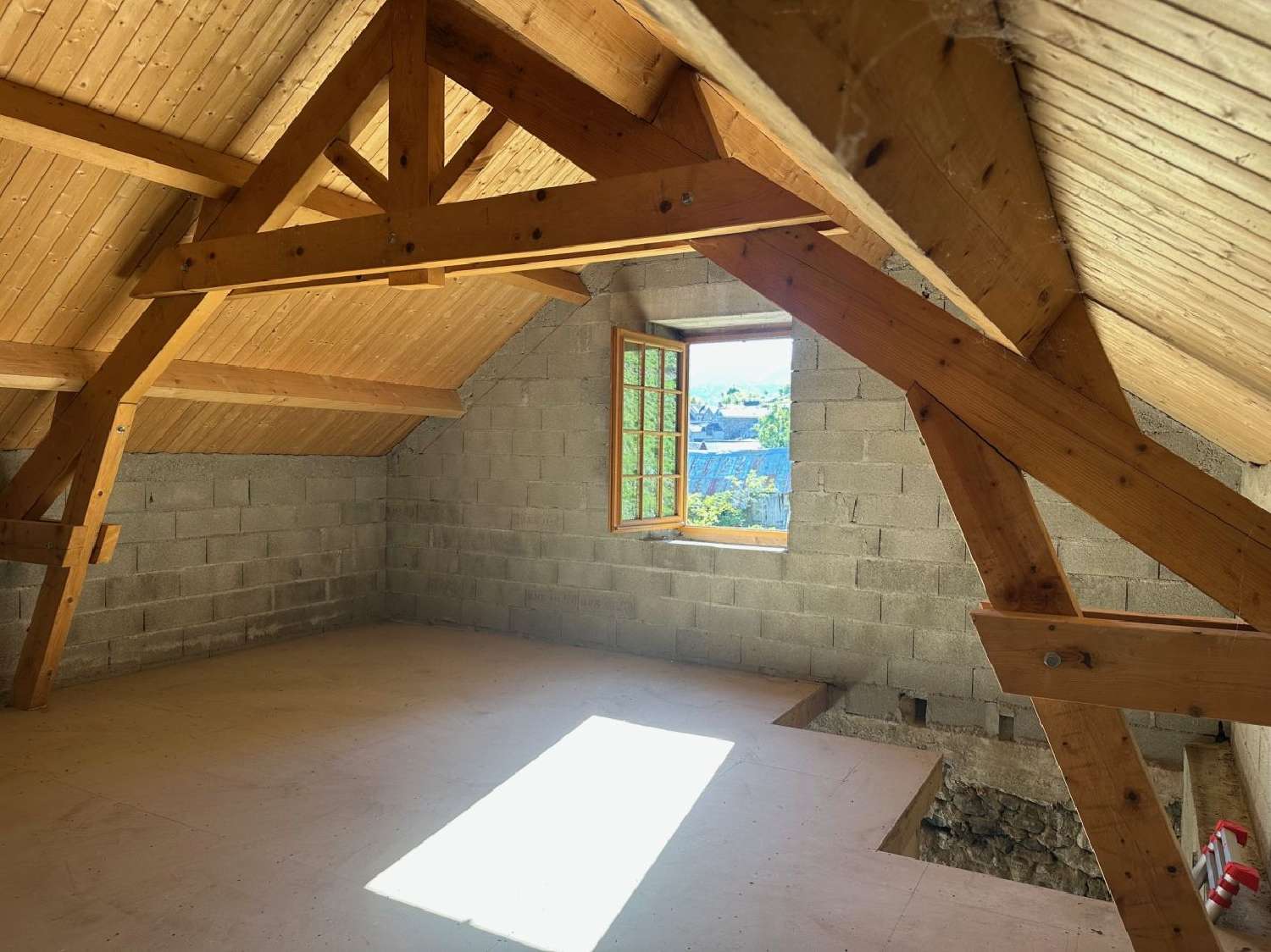 à vendre maison Tarascon-sur-Ariège Ariège 4