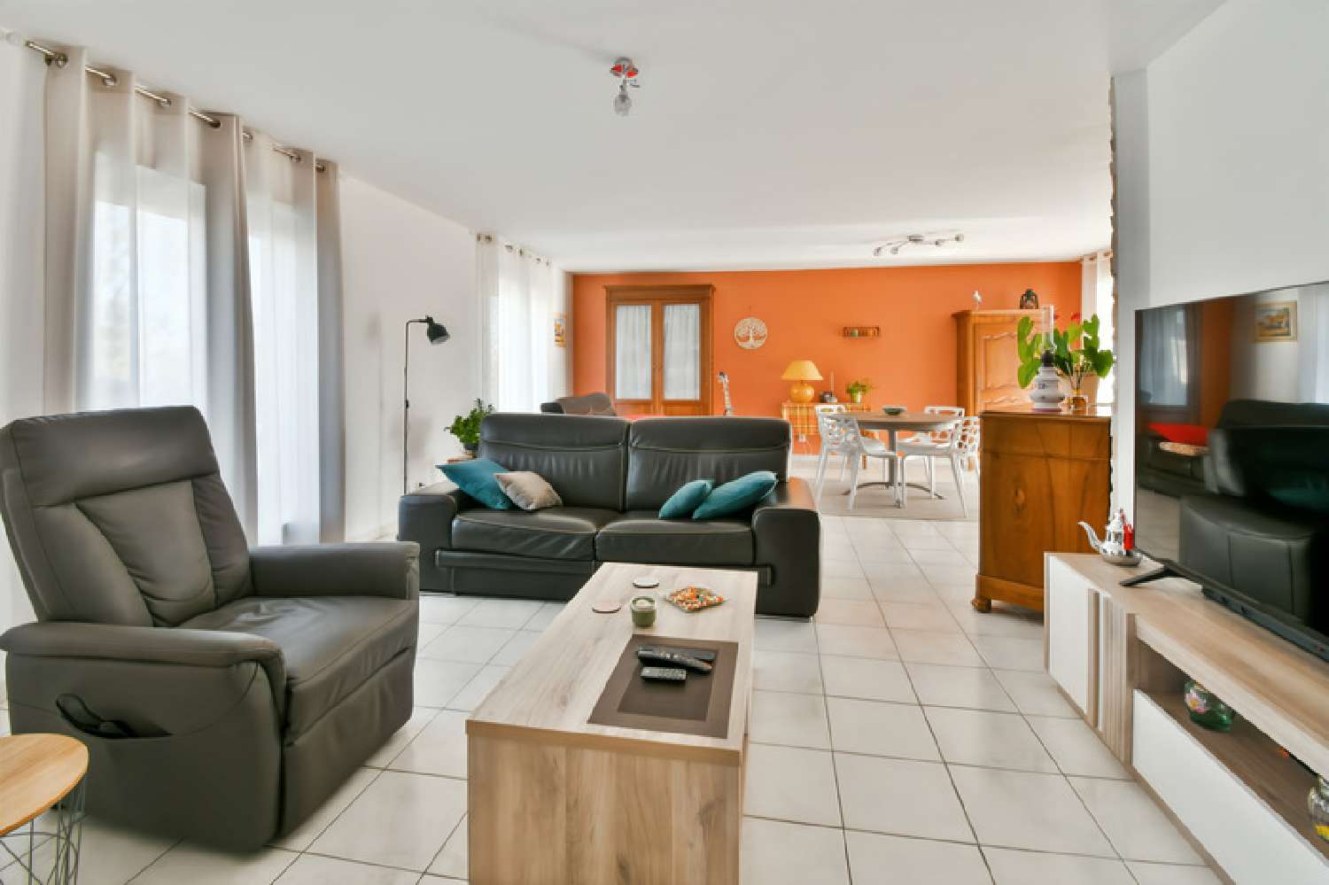  for sale house Tonnay-Boutonne Charente-Maritime 2