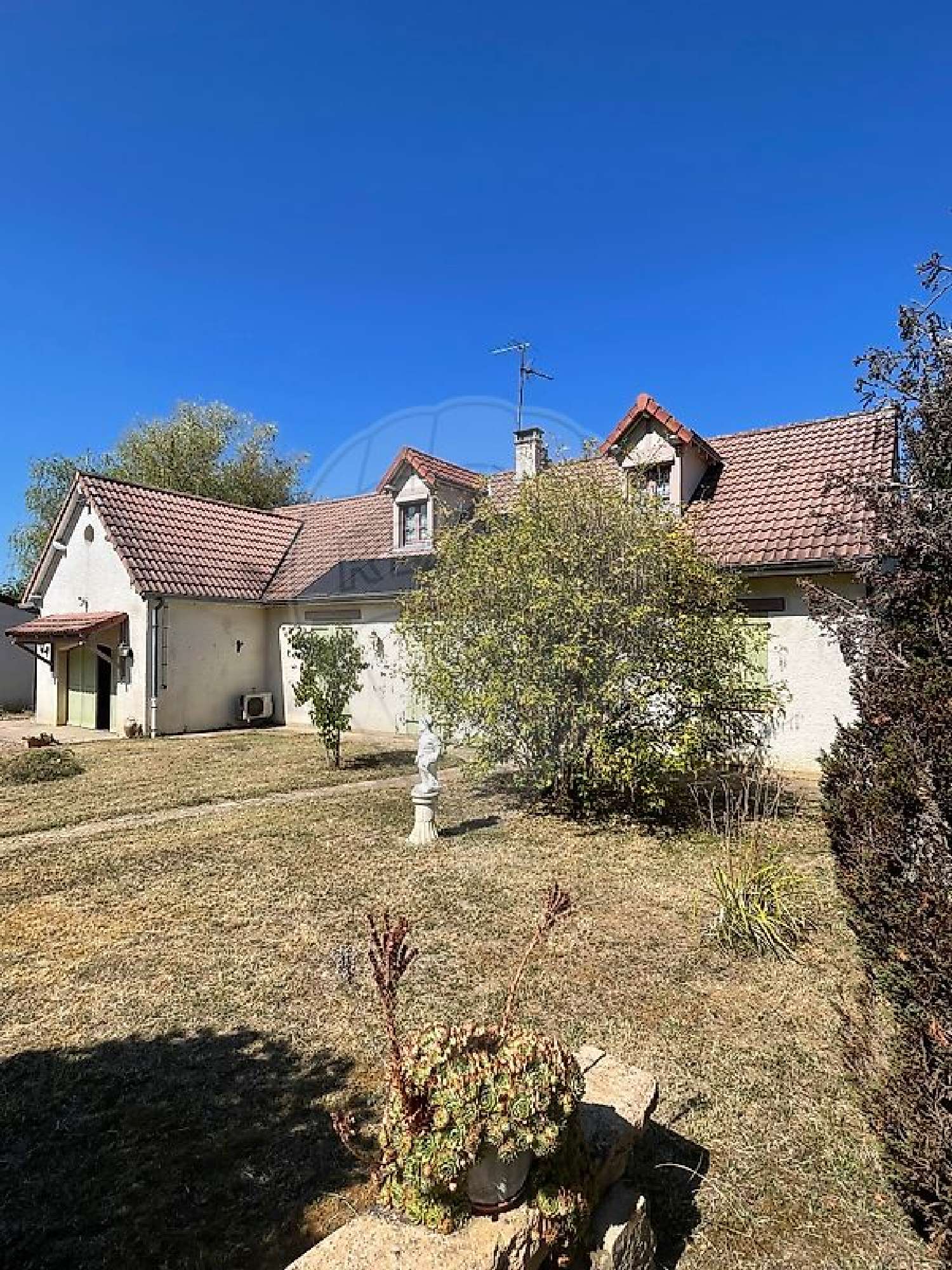  te koop huis Toury-Lurcy Nièvre 1