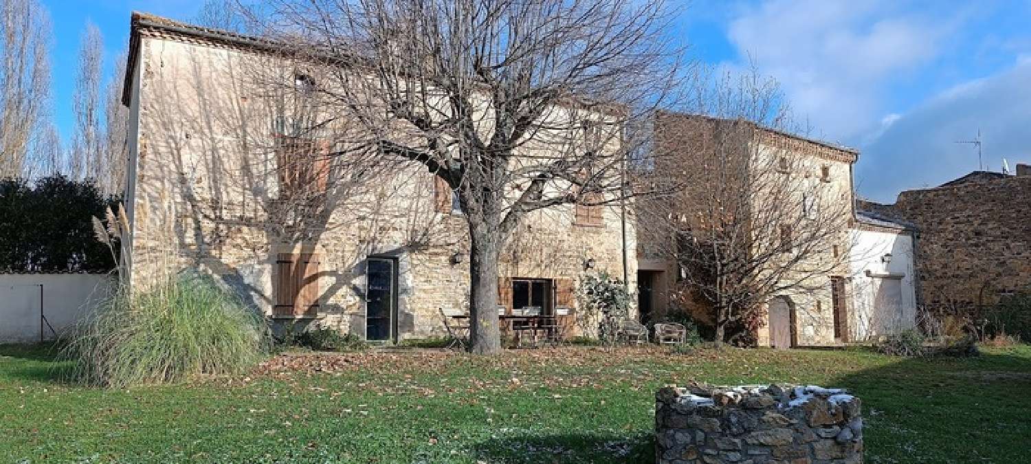  à vendre maison Varennes-sur-Usson Puy-de-Dôme 1