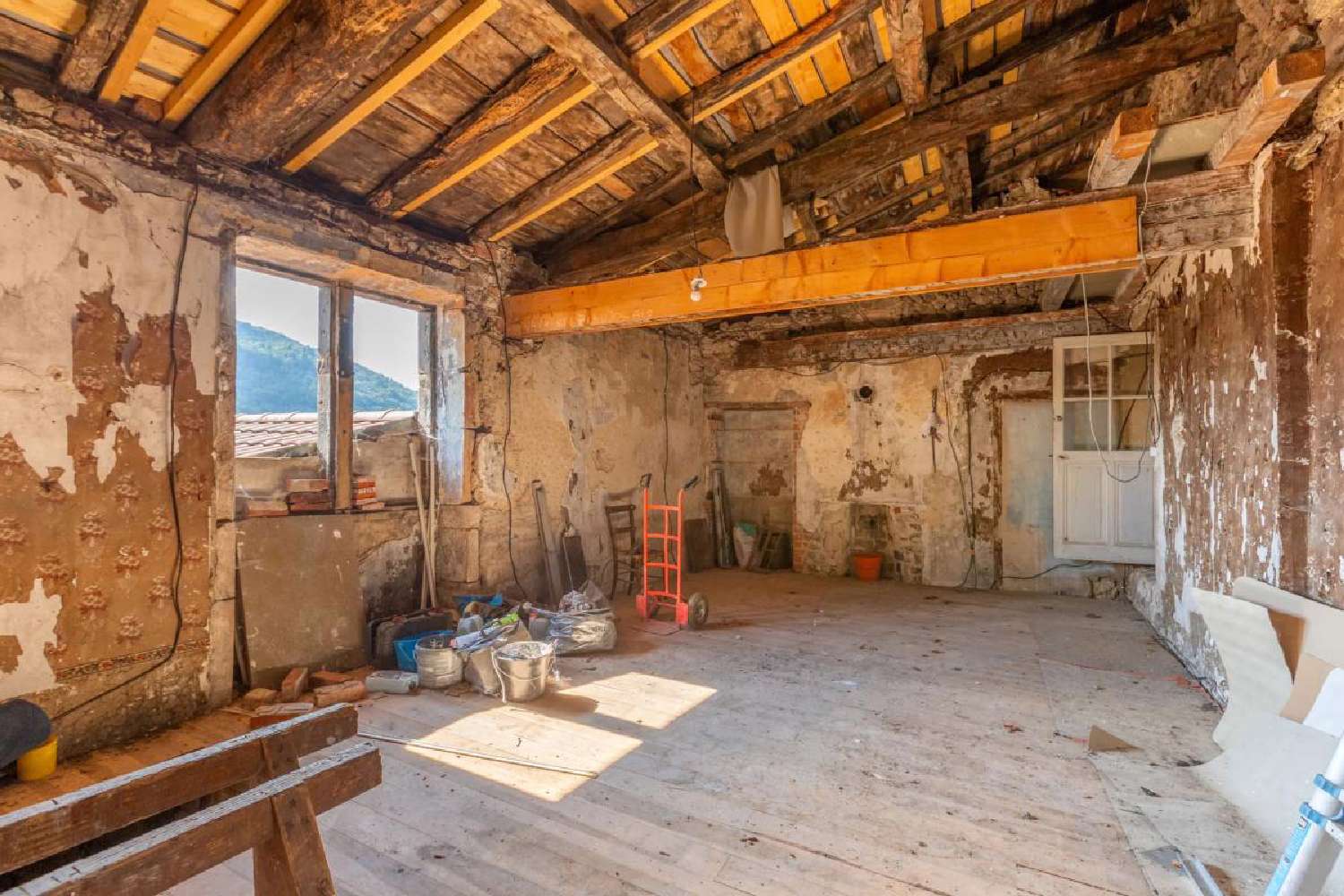 for sale house Vaux-en-Beaujolais Rhône 1