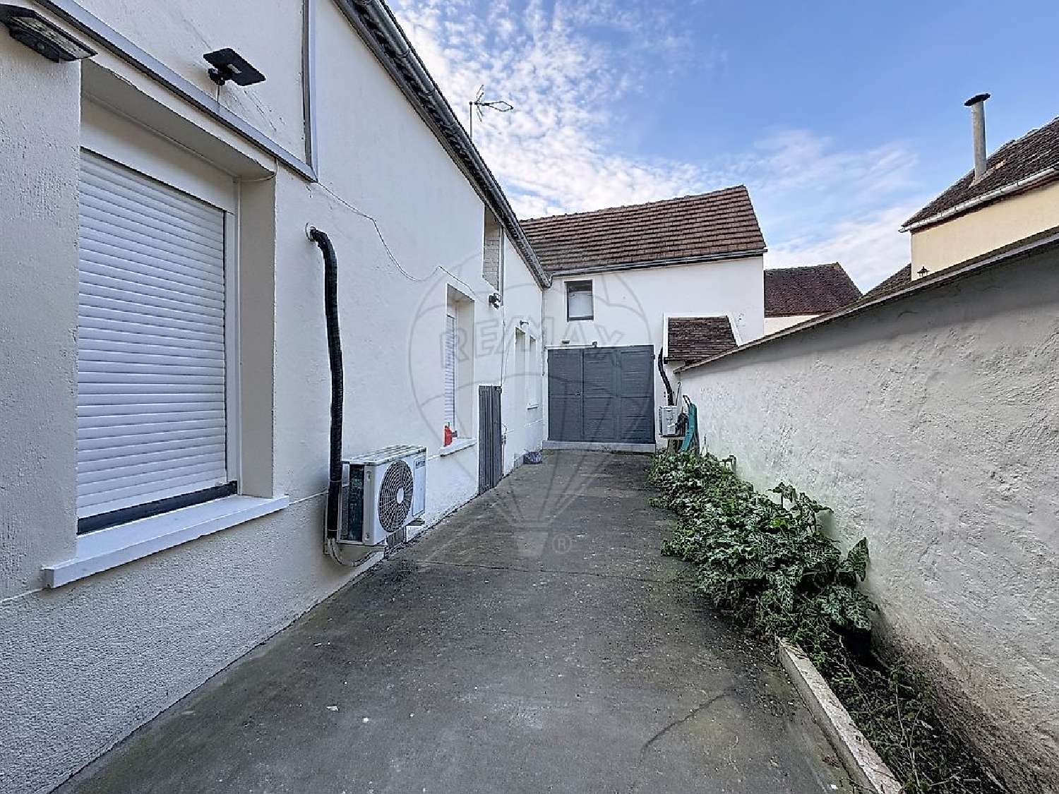  for sale house Véron Yonne 8