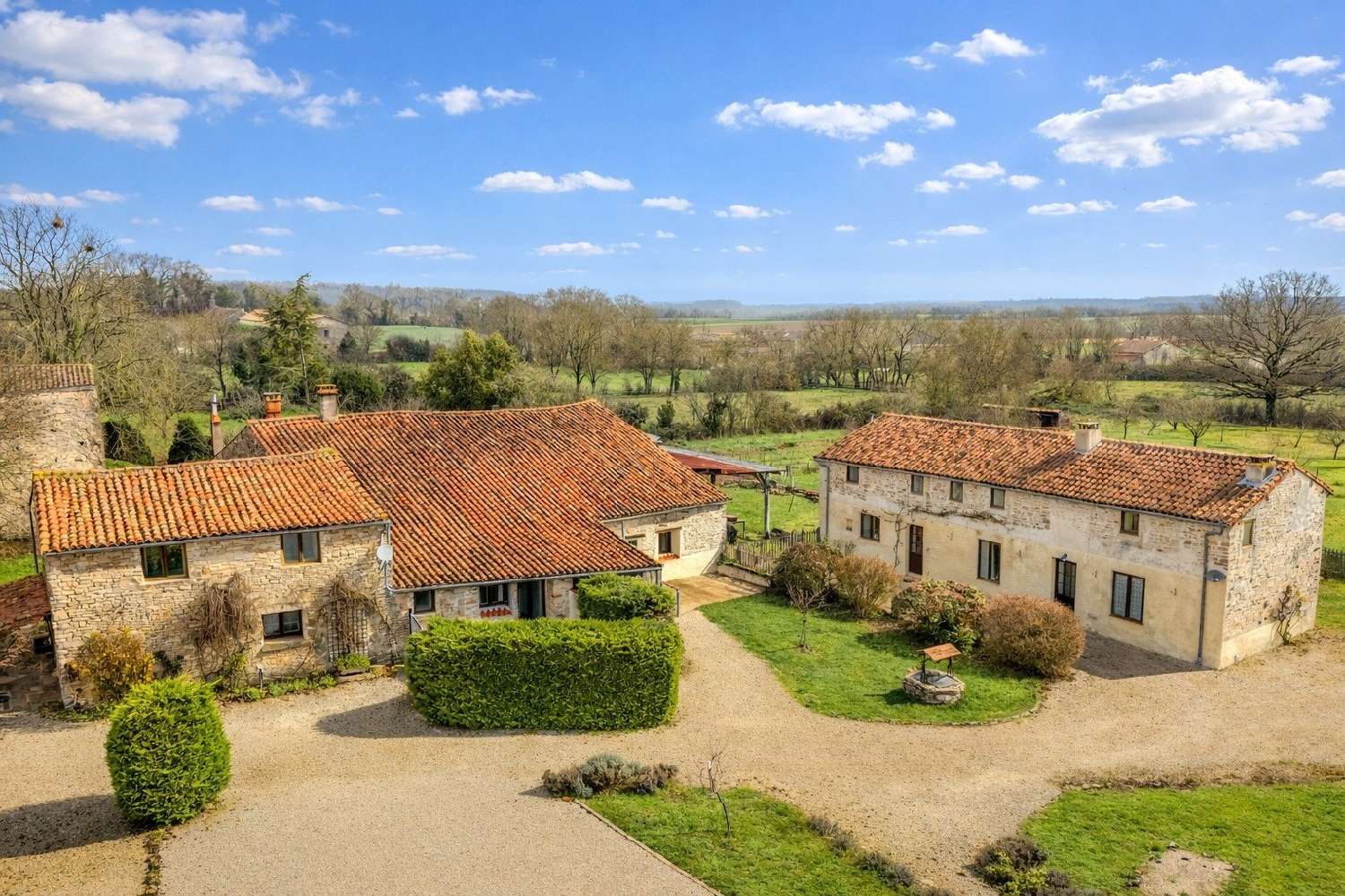  te koop huis Villefagnan Charente 1