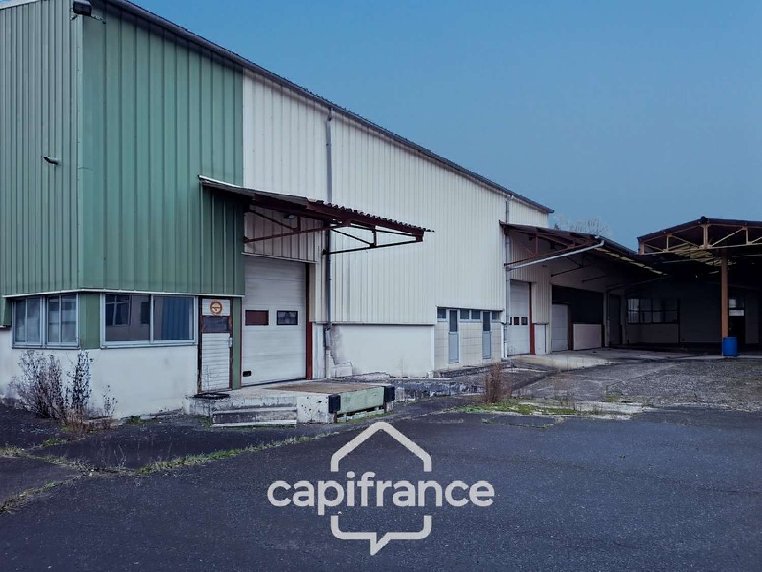 for sale office Celles-sur-Durolle Puy-de-Dôme 2